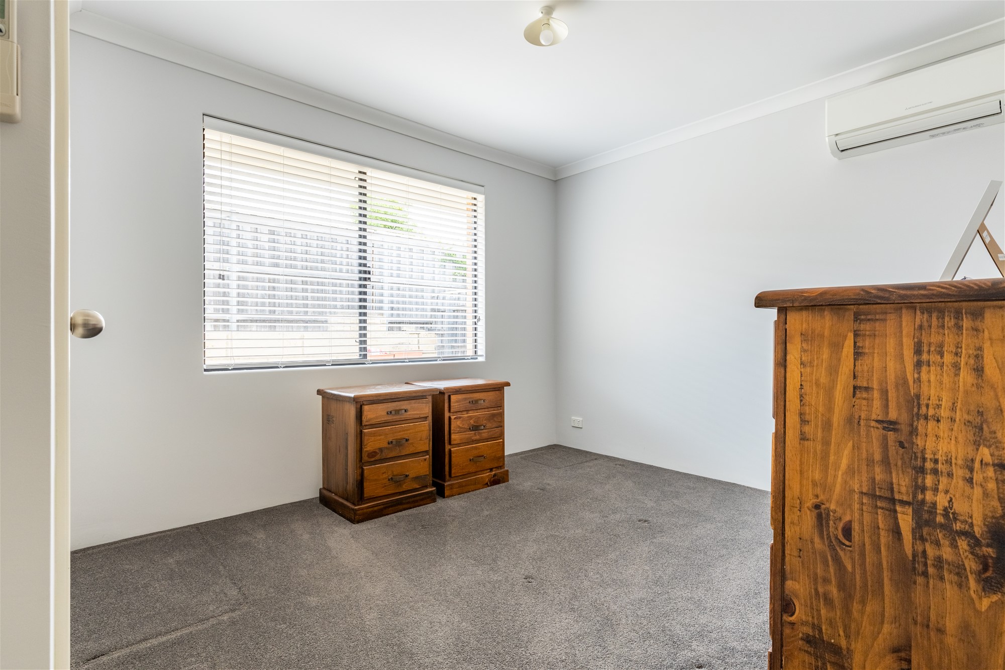 UNDER OFFER 15