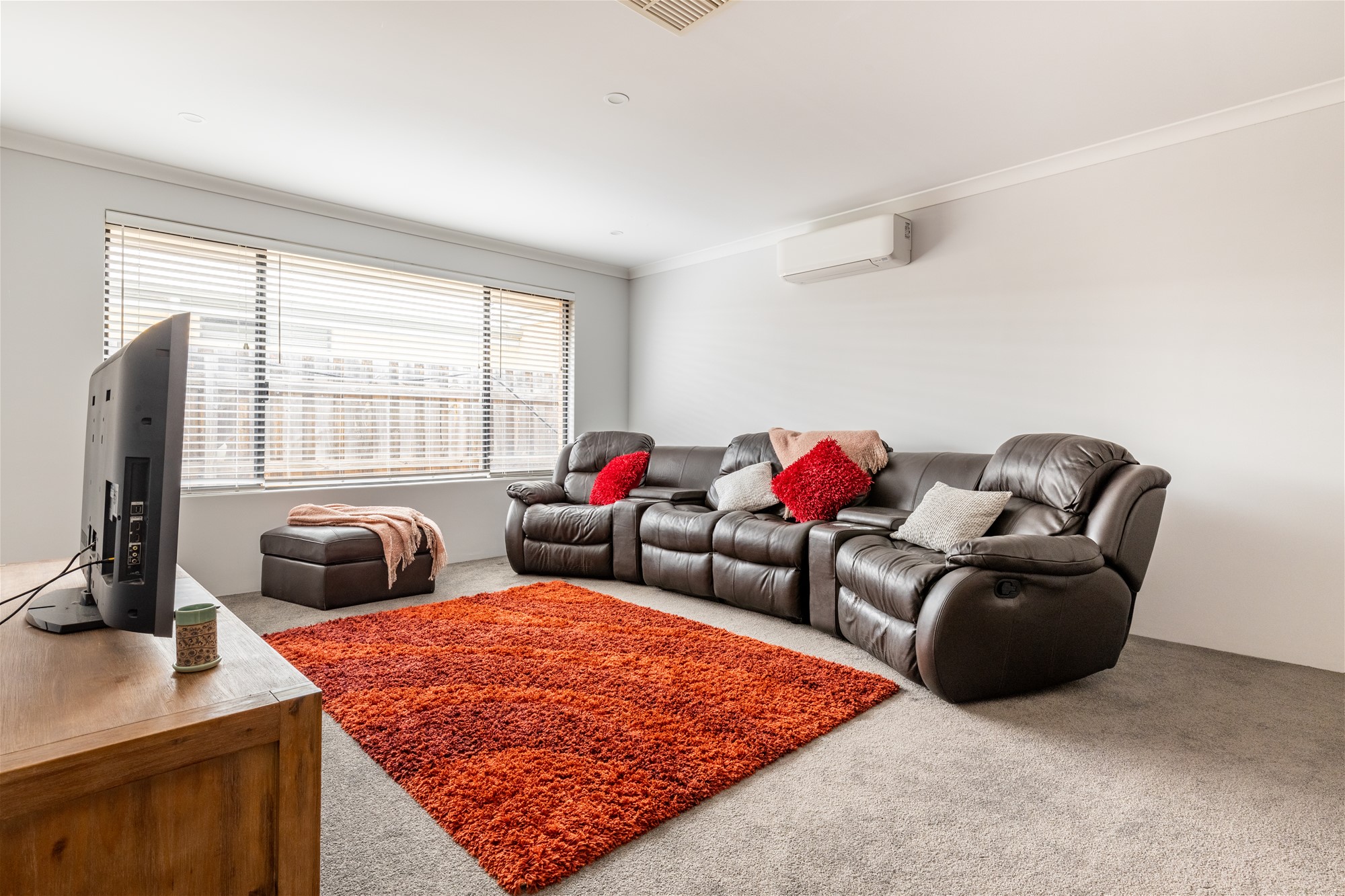 UNDER OFFER 20