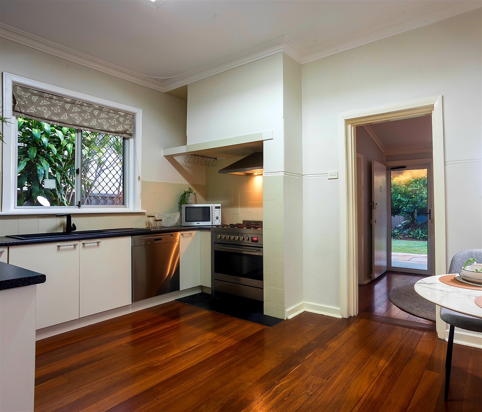 Delightful Family Home with Development 10