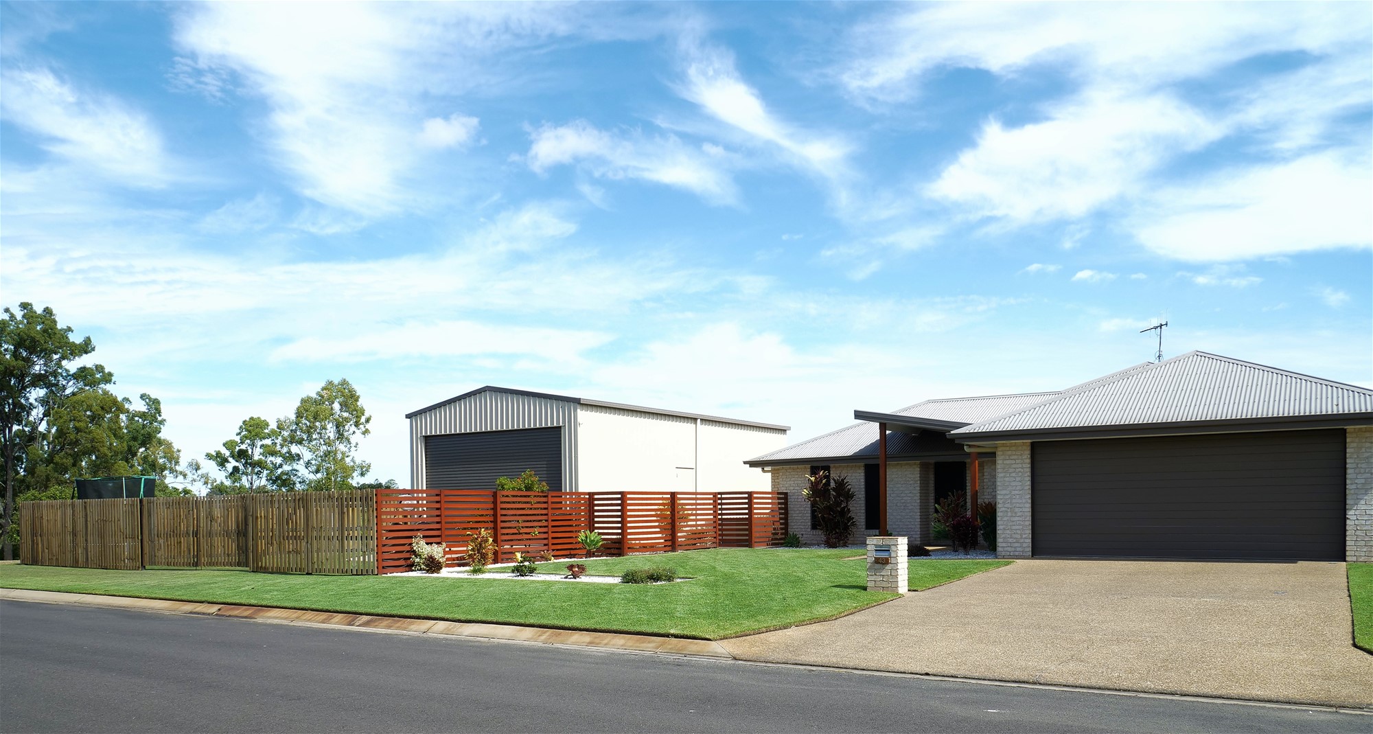 Immaculate Family Home with Inground 2