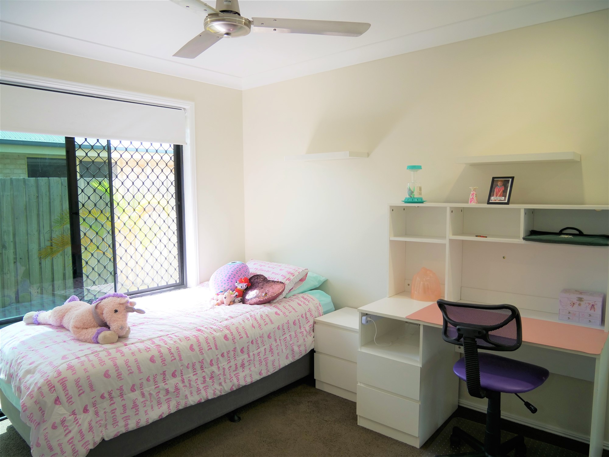 Immaculate Family Home with Inground 13