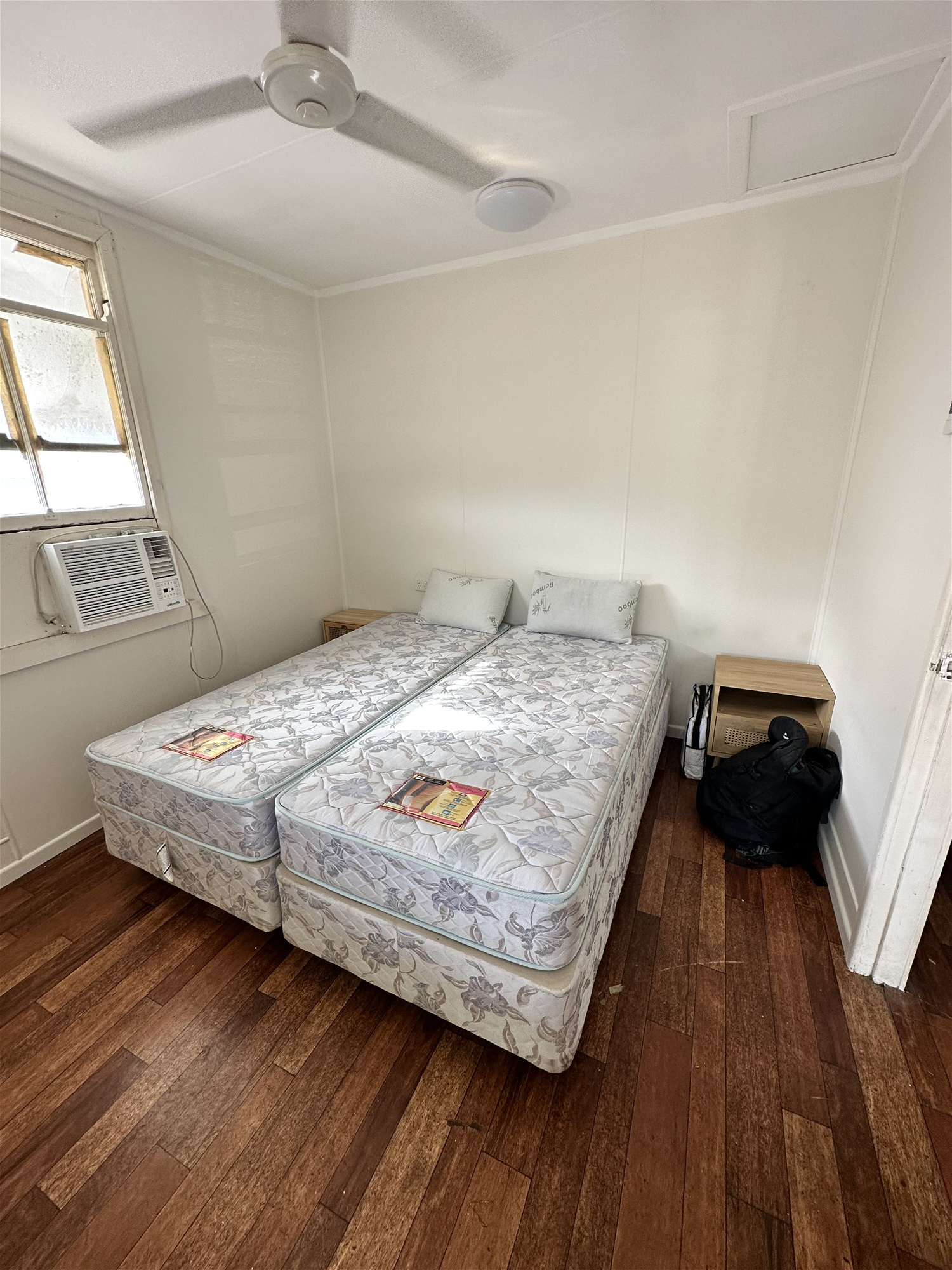 City/Stadium /Port / Amazing quiet 12