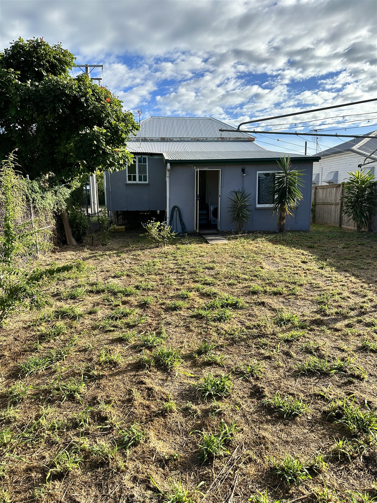 City/Stadium /Port / Amazing quiet 15