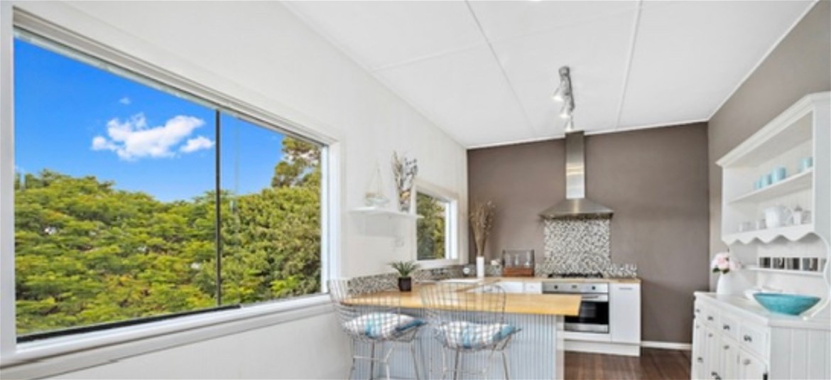 Renovated home with city views 4