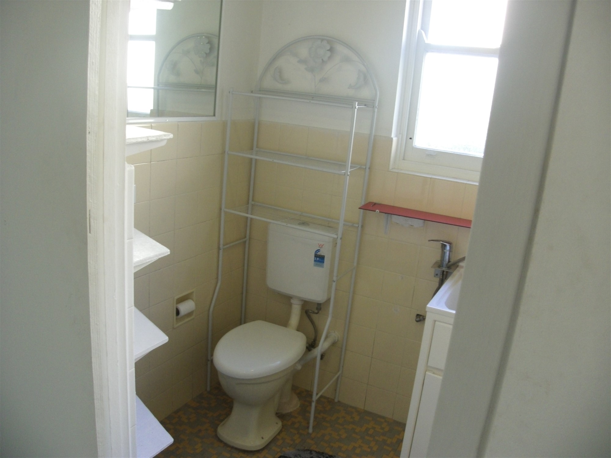 CRONULLA BEACH  1 BEDROOM 16