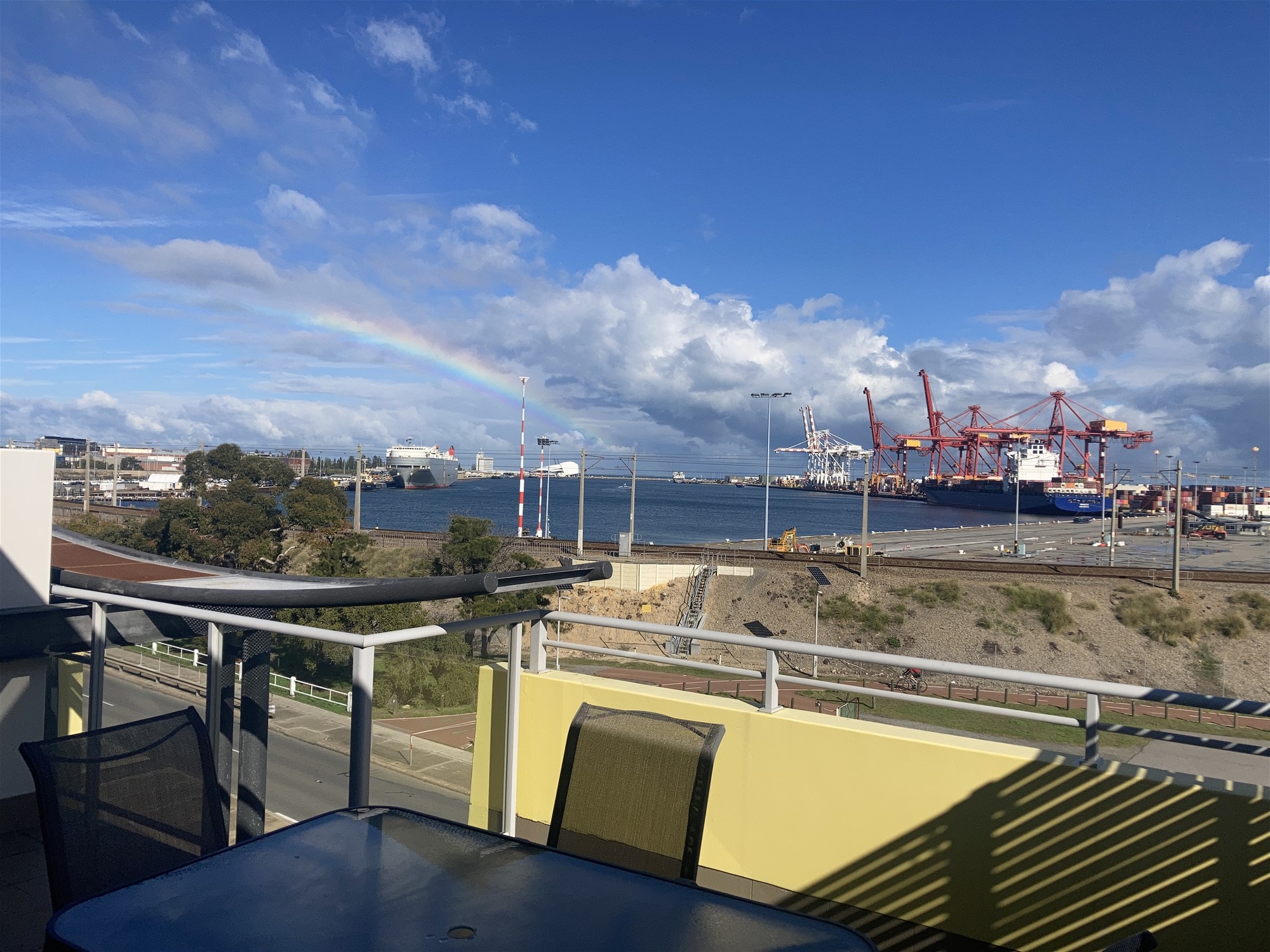 Uninterrupted views of the harbour and transformation of North Fremantle from this 2 bed 2bath 2 carbay Penthouse