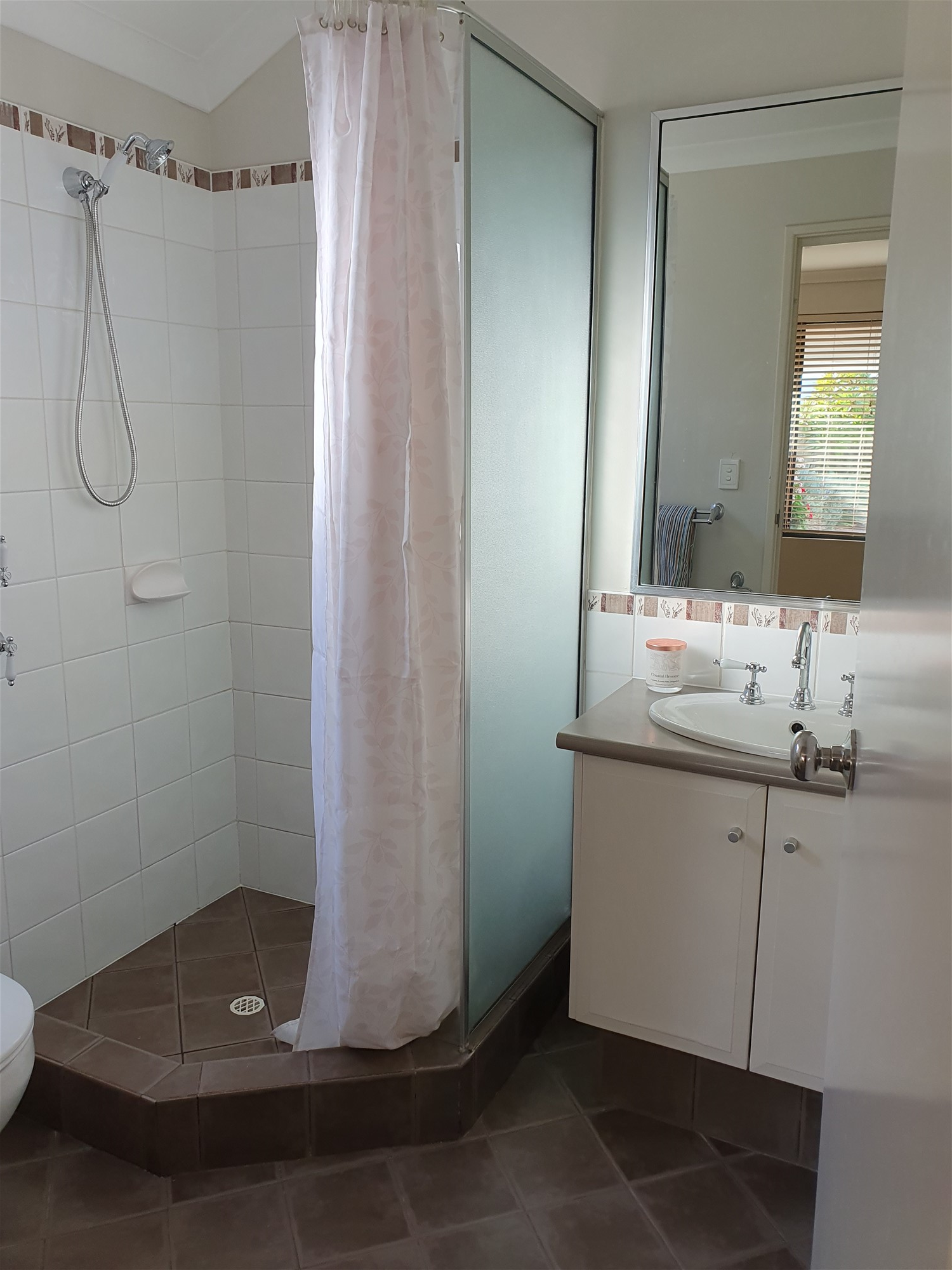 Offers Over $450,000 17