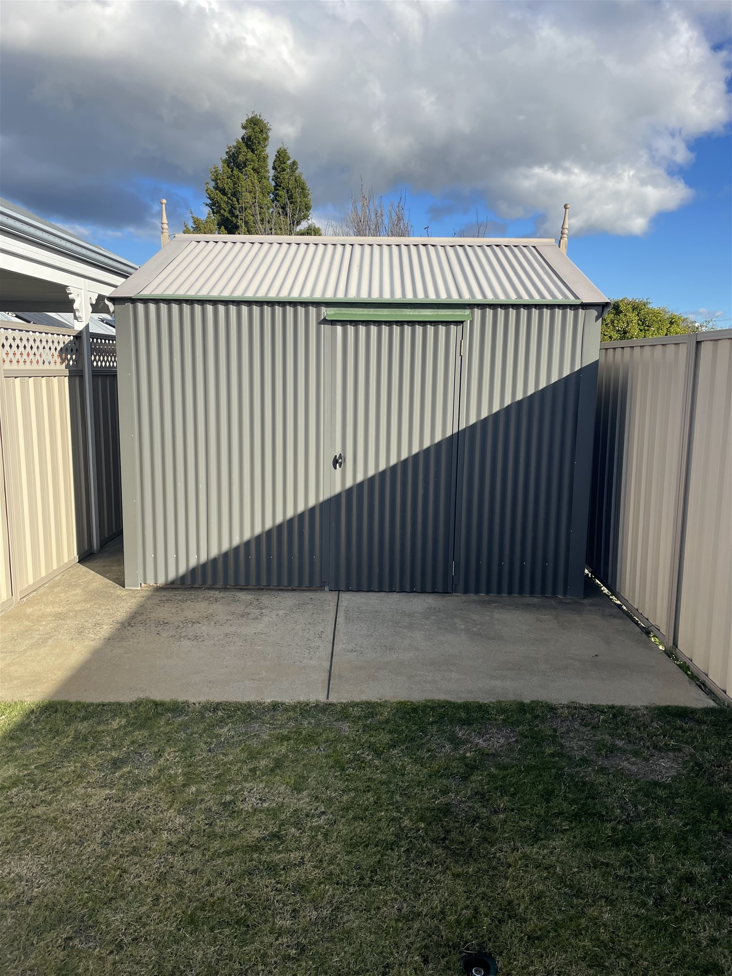 Offers Over $450,000 28