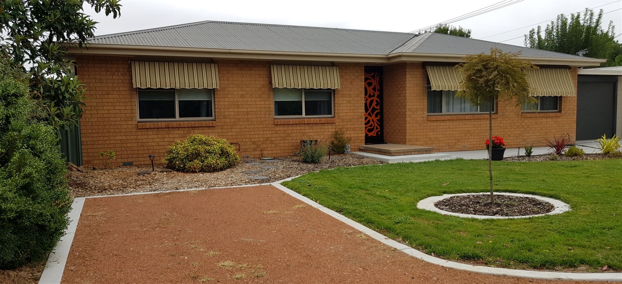QUIRKY, WARM, HAPPY HOME 11
