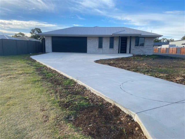 Brand new 4 bedroom brick 2