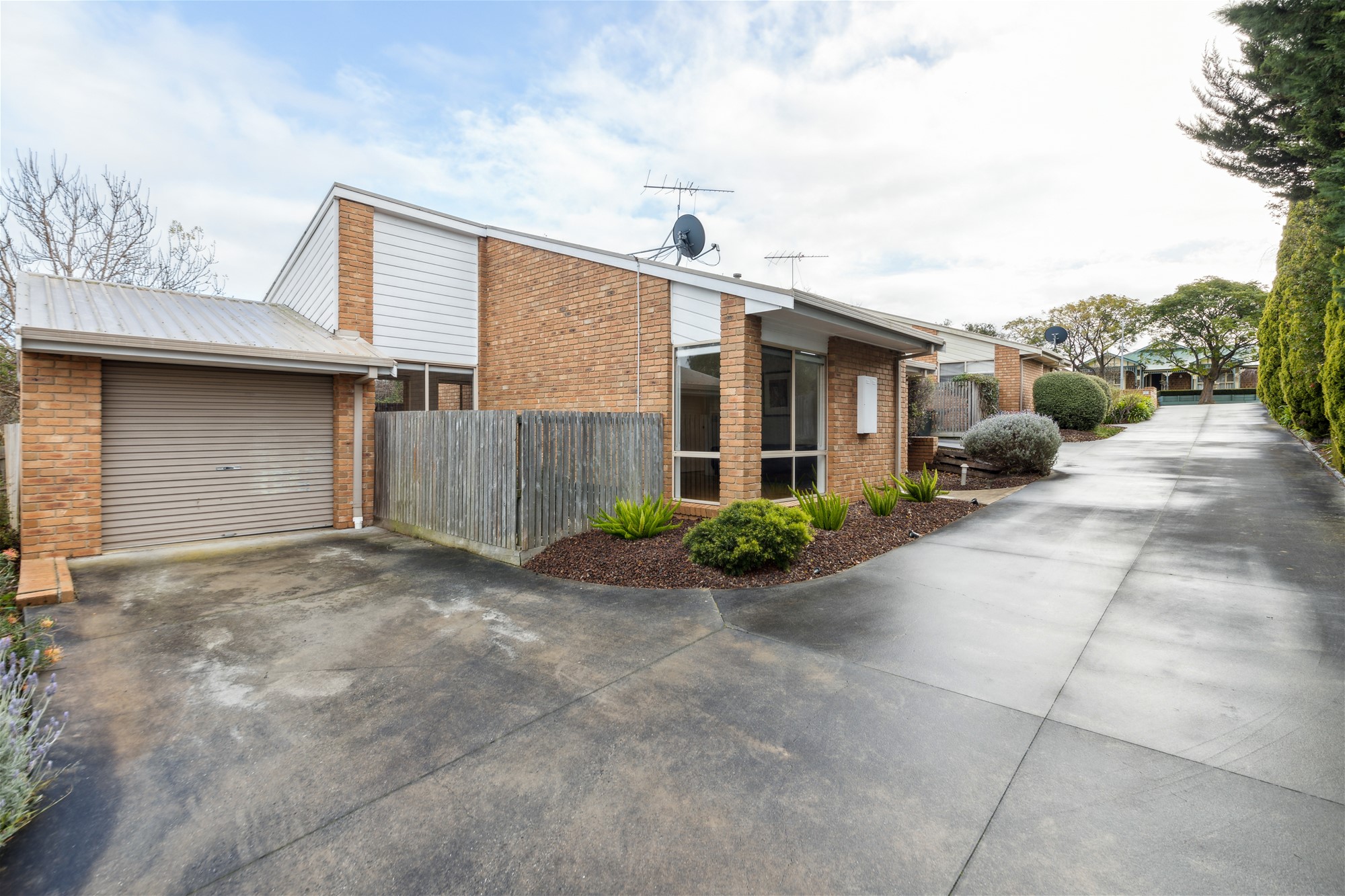 Fully renovated Unit For Sale 15