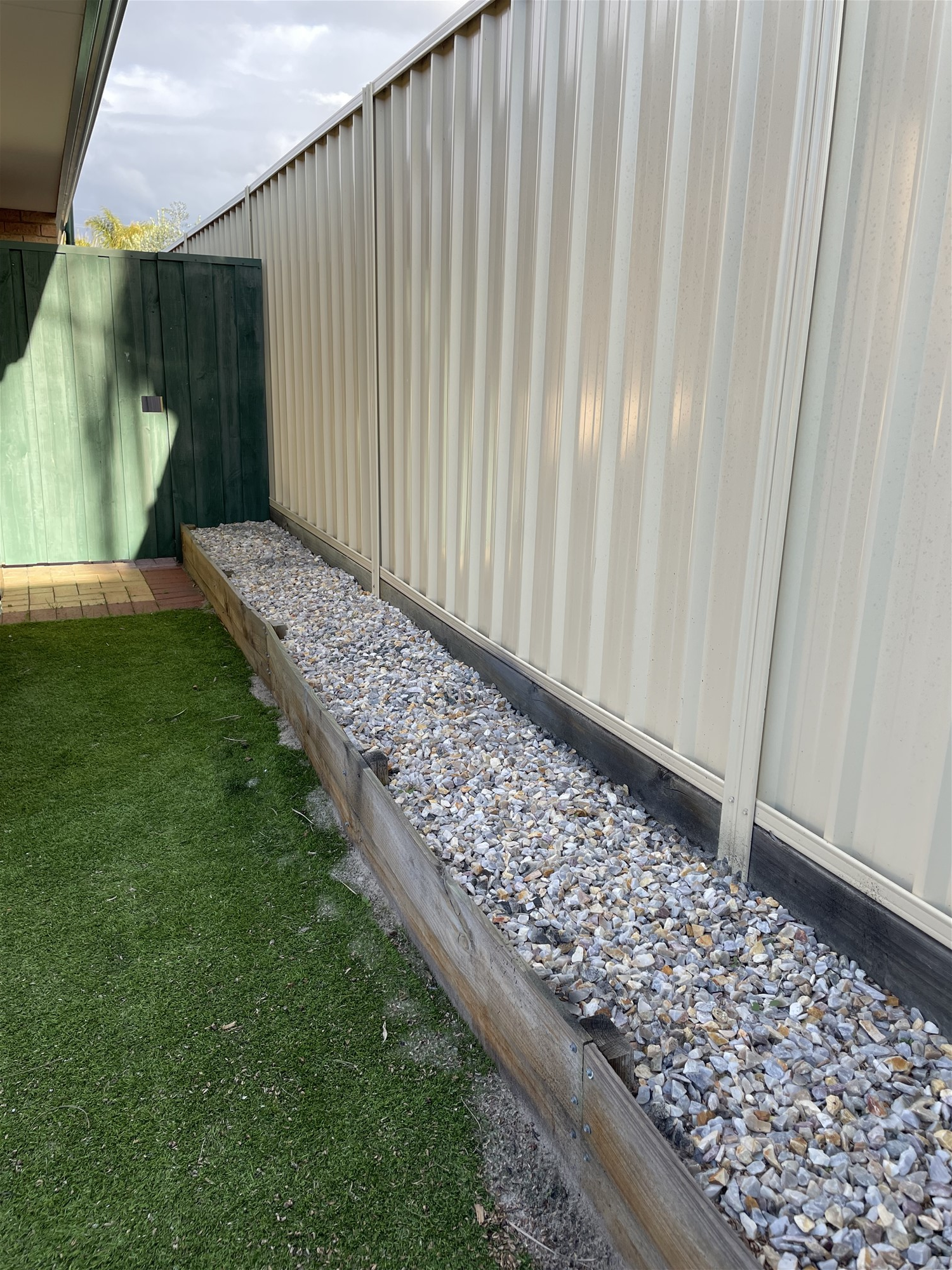 Unit 10/44 Chullwyne Mews High 7
