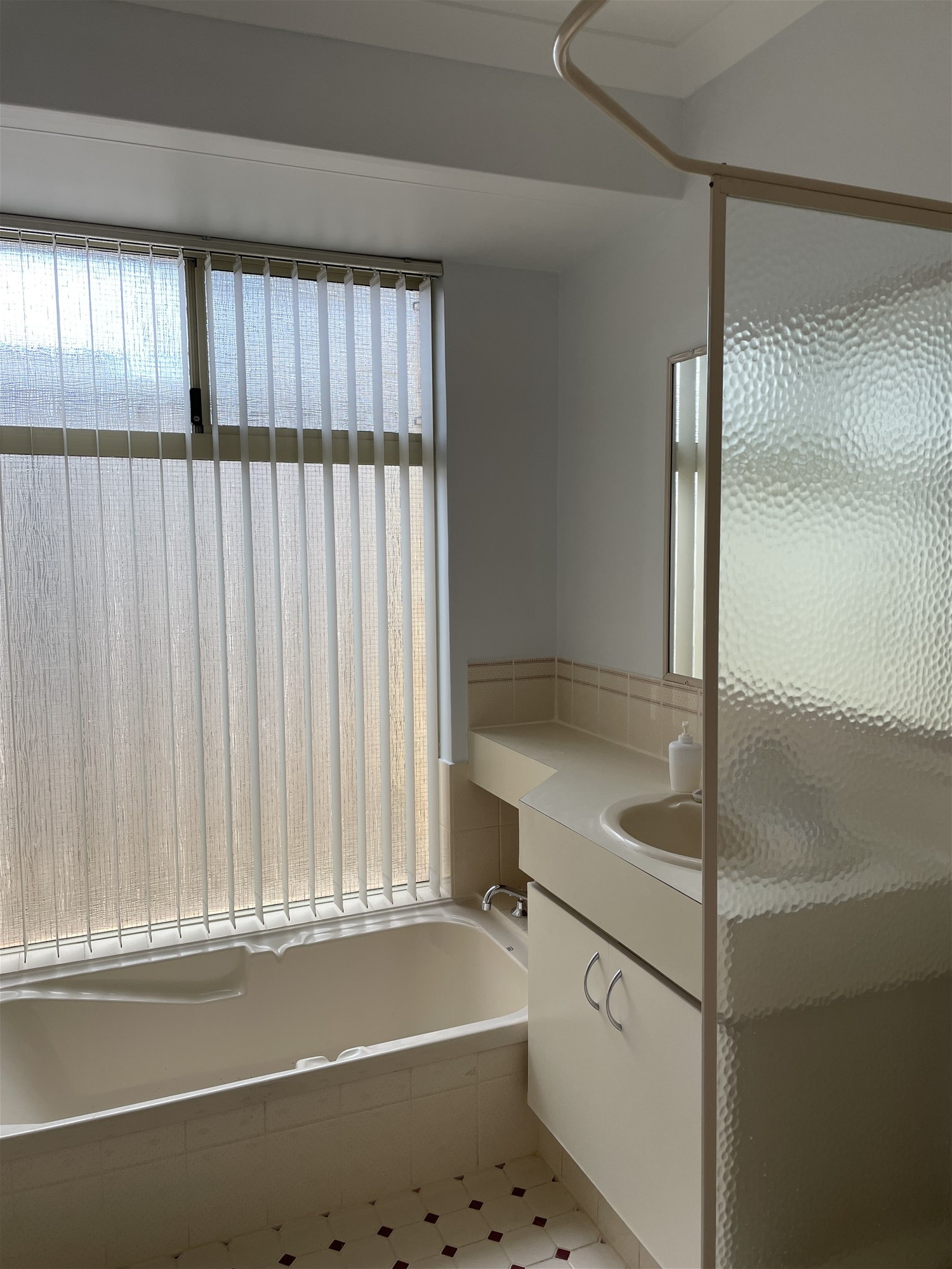 Unit 10/44 Chullwyne Mews High 24