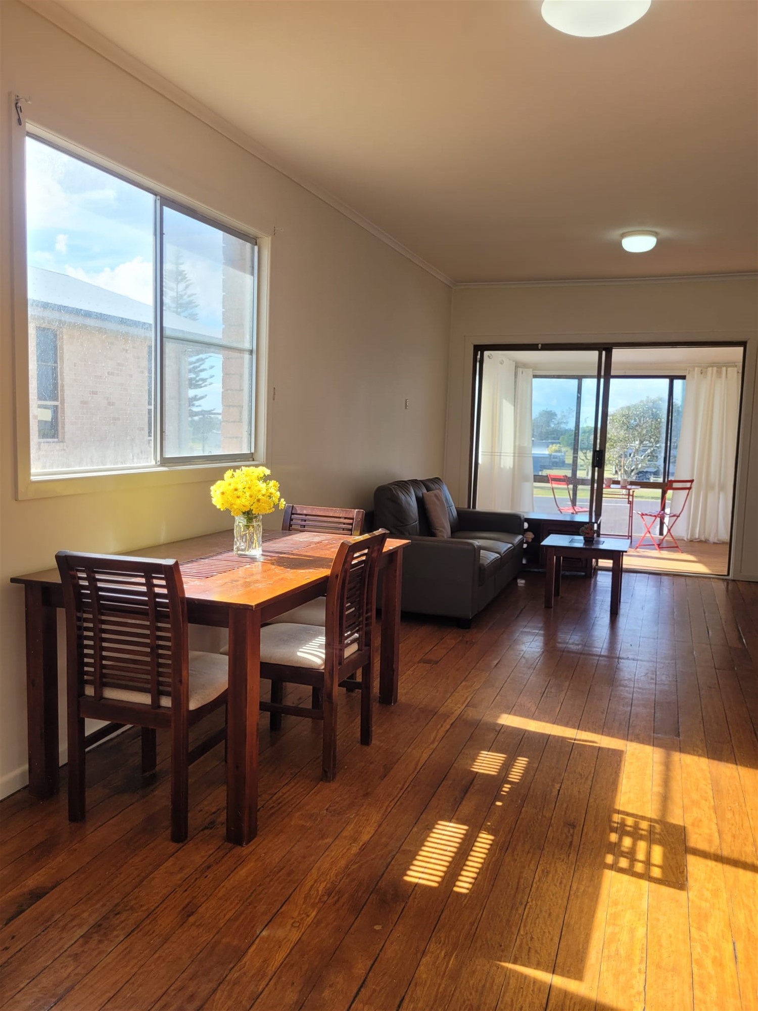 86 Ocean Road – Brooms 14