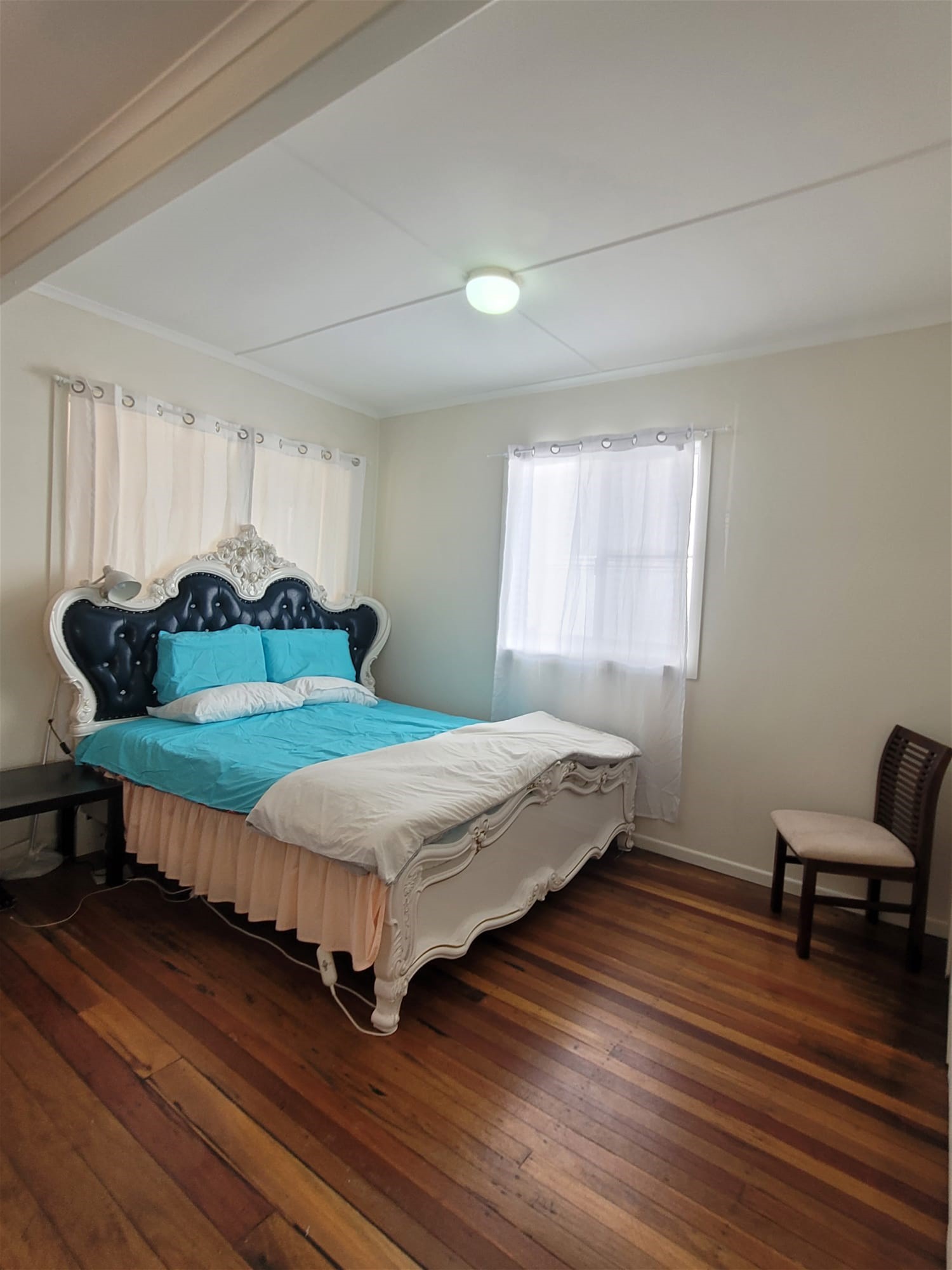 86 Ocean Road – Brooms 16