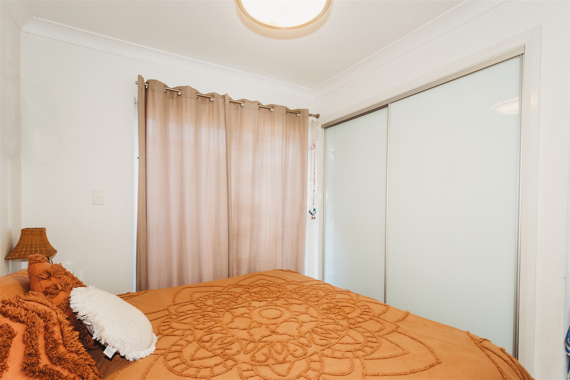 House and Granny flat right 20