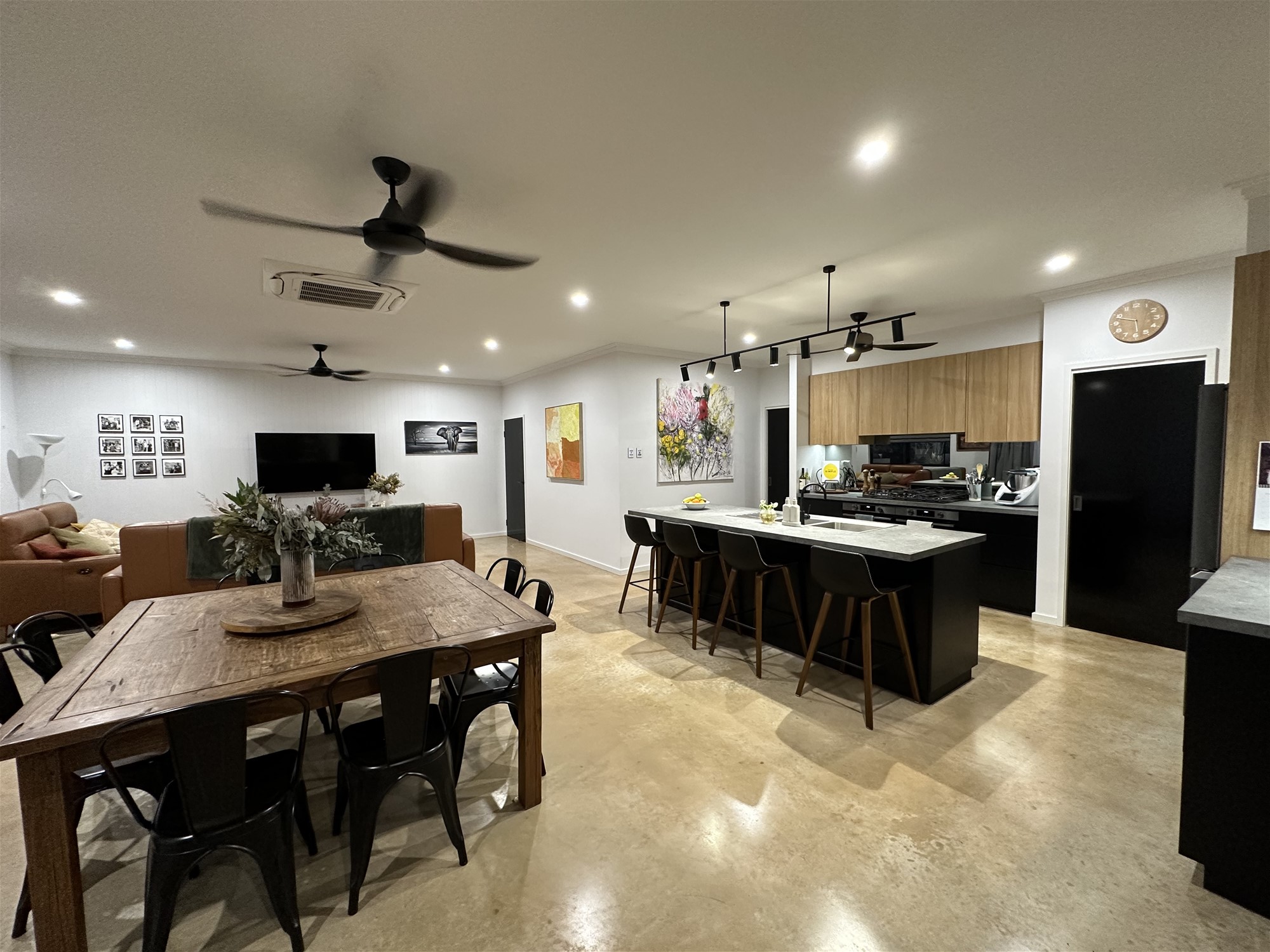 Immaculate Old Broome Property 5