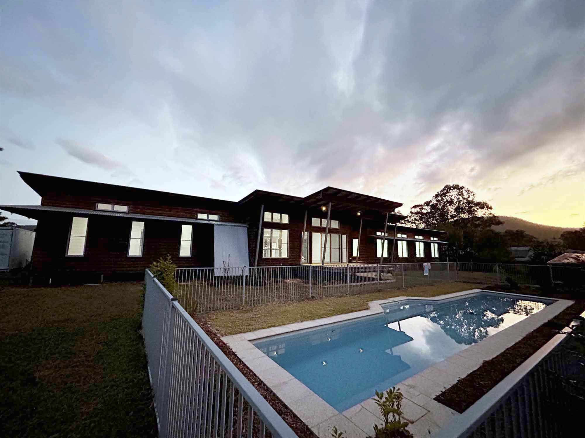Two architecturally designed family homes 3