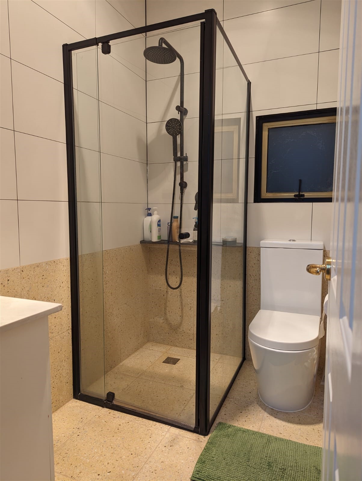 Unique Charm and Character in 15