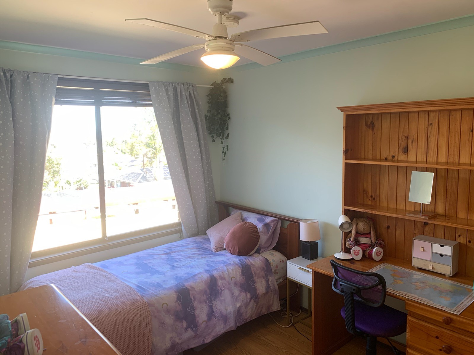 4 Bedroom House 11