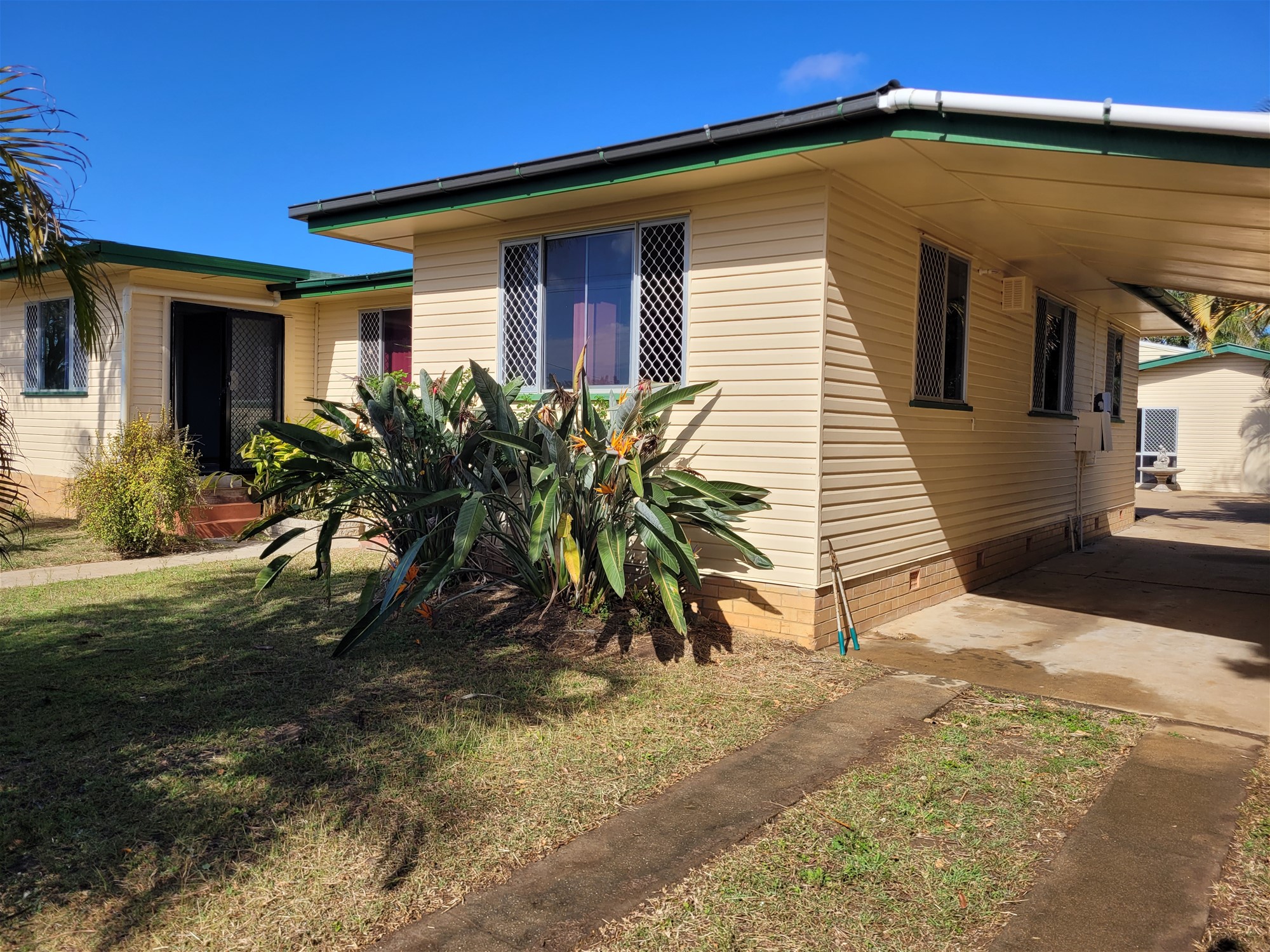 3 bedroom house with 2 bedroom granny flat