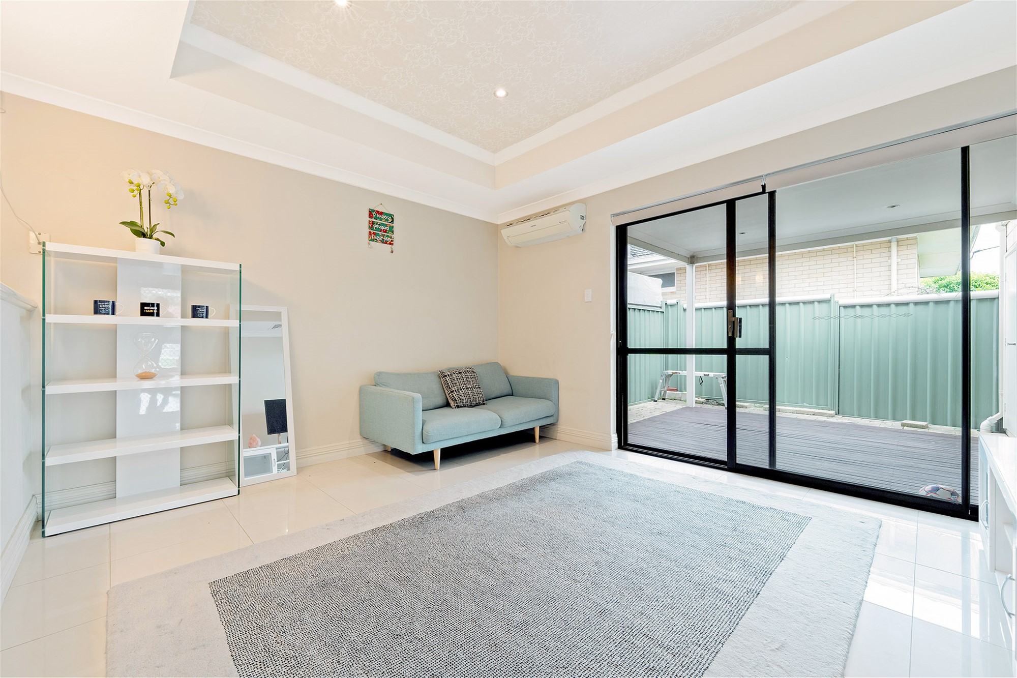 UNDER OFFER 2