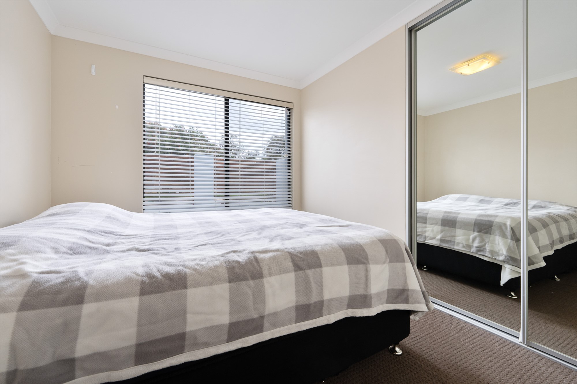 UNDER OFFER 10