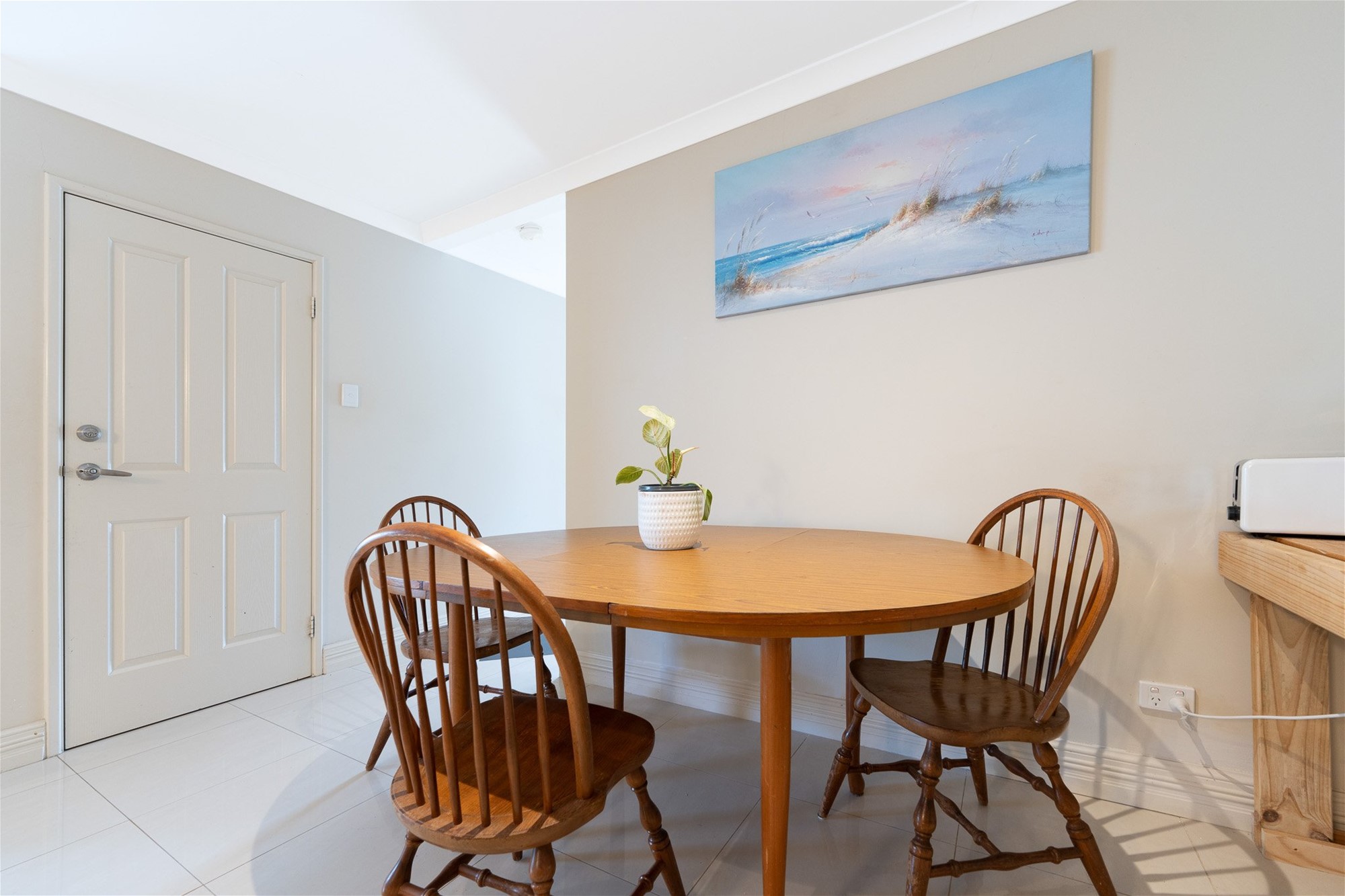 UNDER OFFER 8