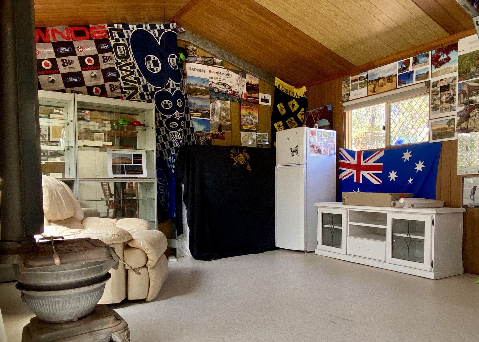 Lifestyle change on 6 acres. 24