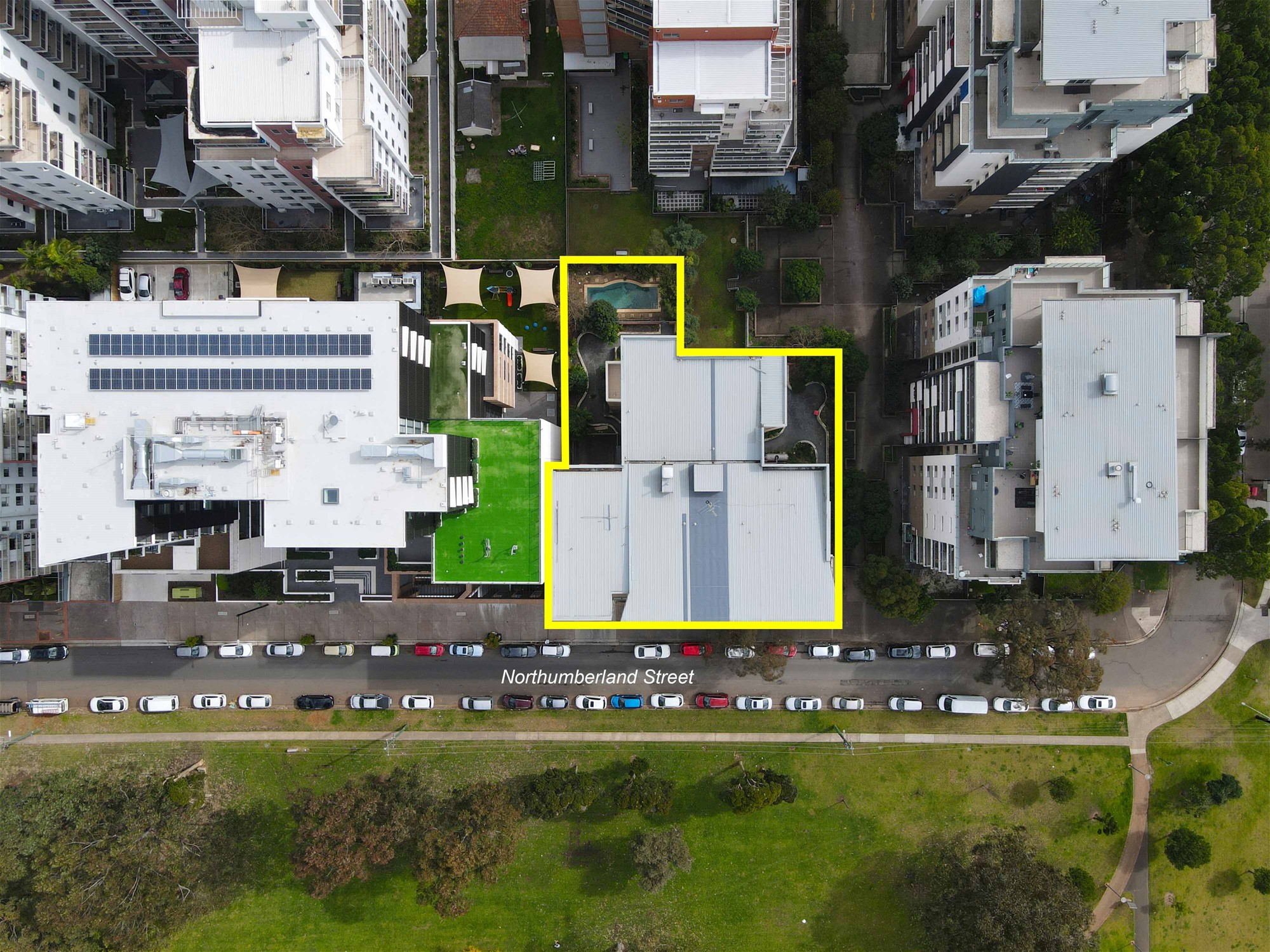 Ground Floor Apartment with Huge 13