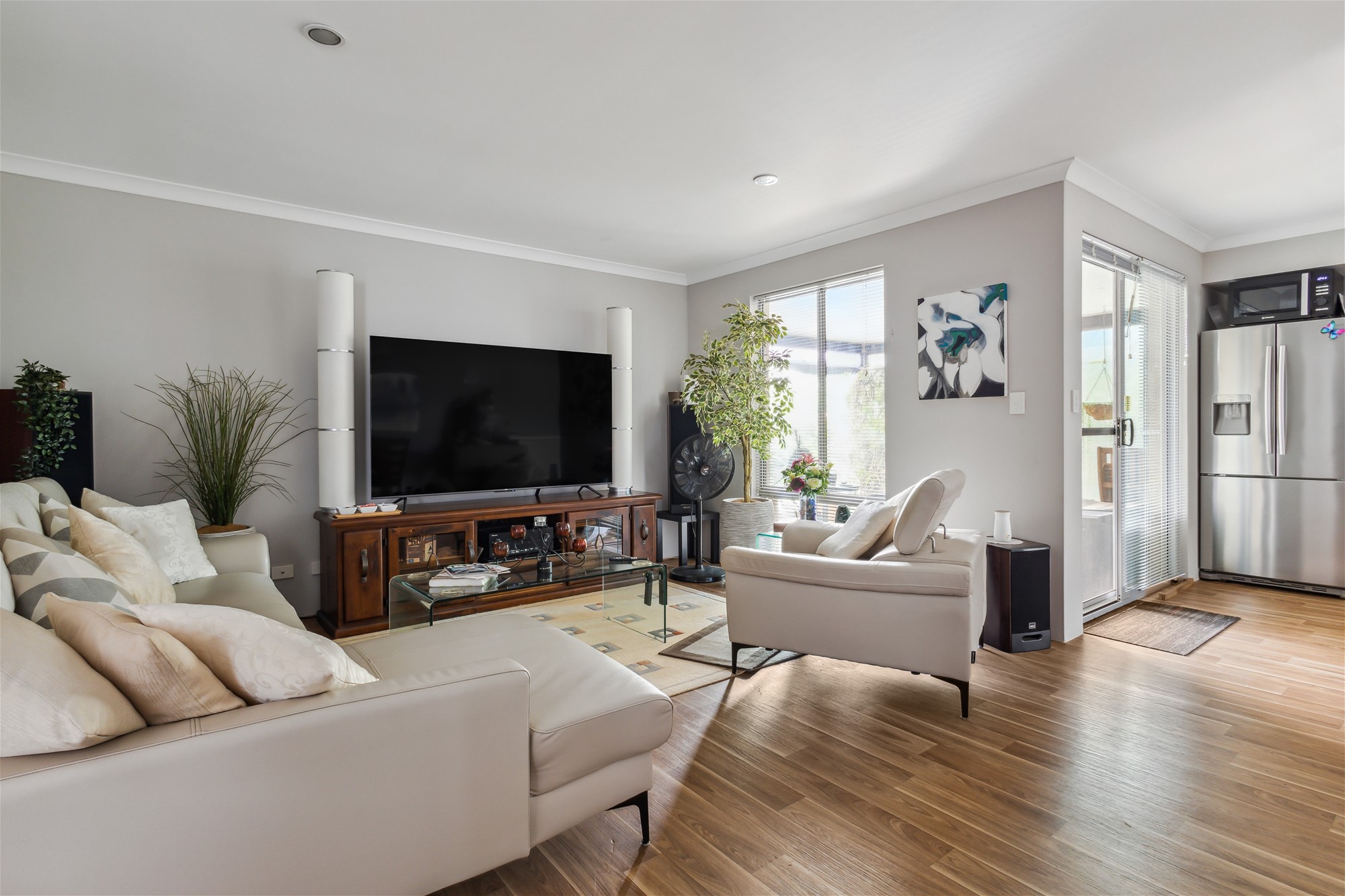 Charming 4 Bedroom Family Home 12