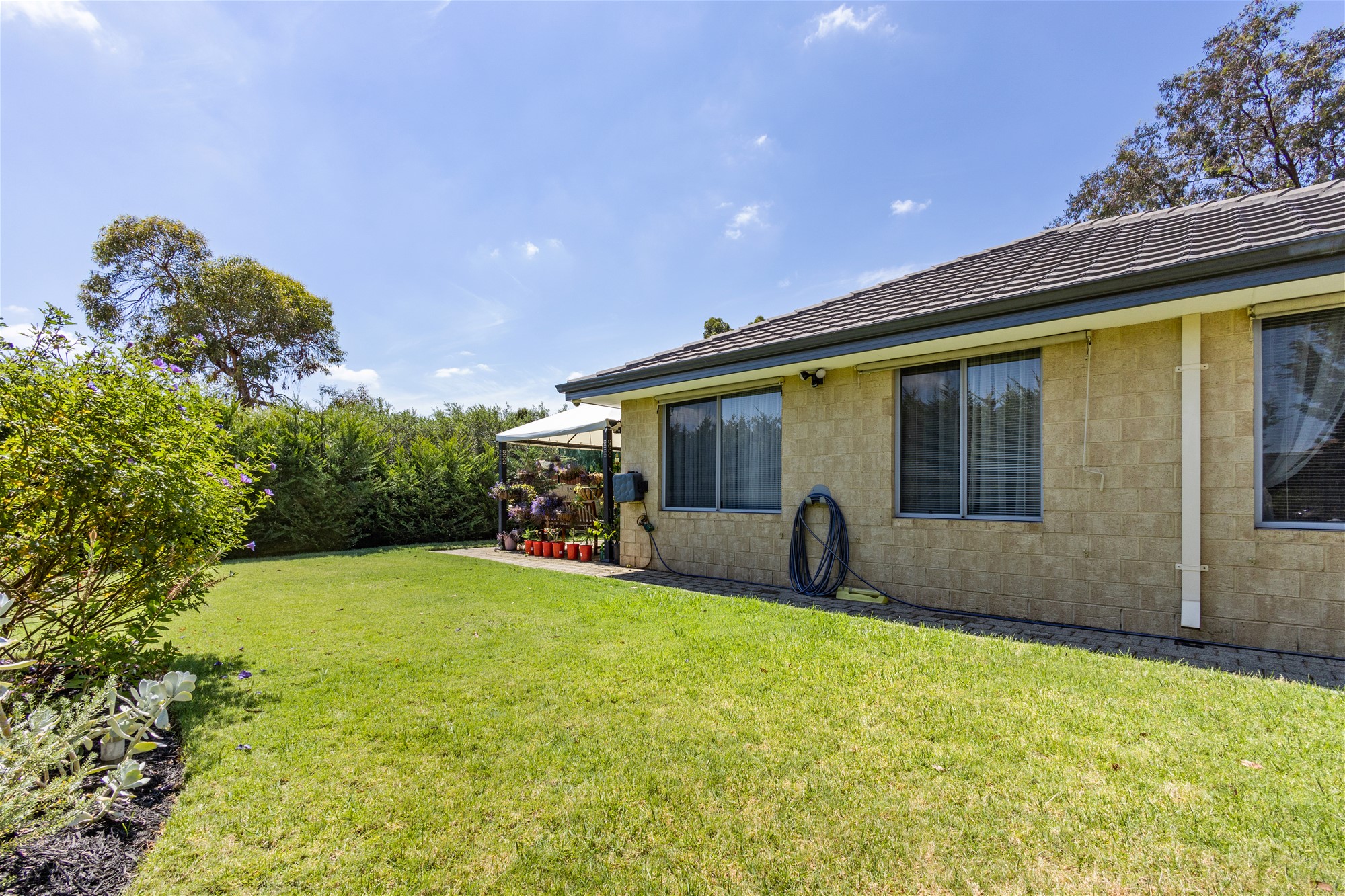 Charming 4 Bedroom Family Home 37