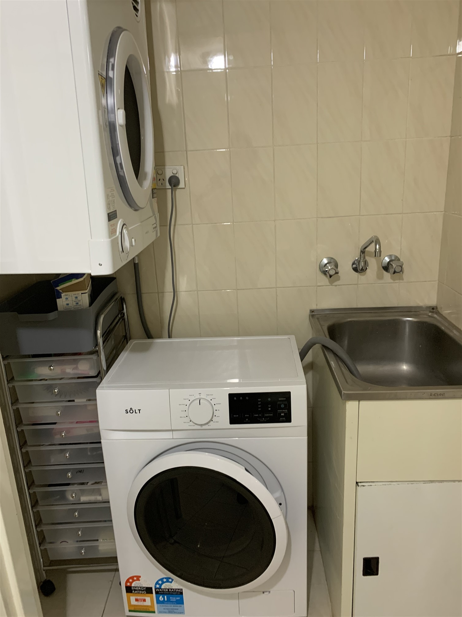 Under Offer – Lake side 11