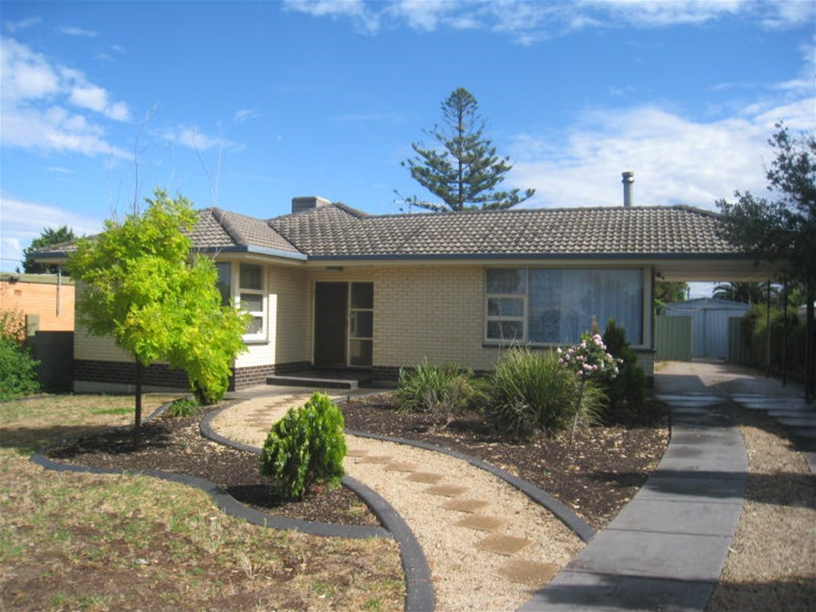 BUILDERS/DEVELOPERS (2-4 Home Dev Site) or INVESTMENT with Tenant in place