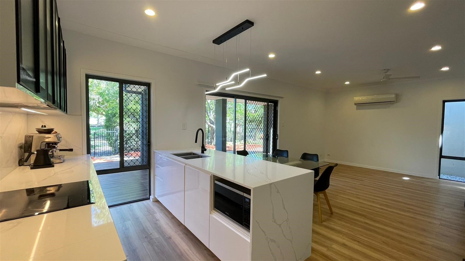 10 Riley Court, North Lakes, 3