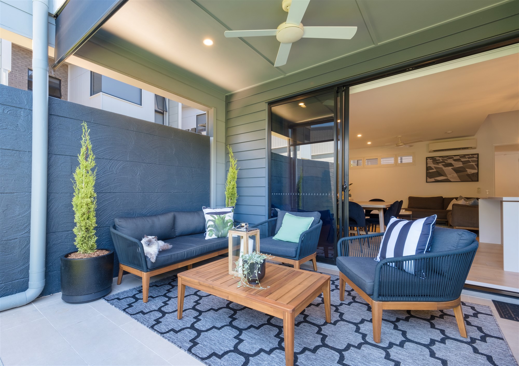 Luxury 4-Bedroom Townhouse in Tranquil 2