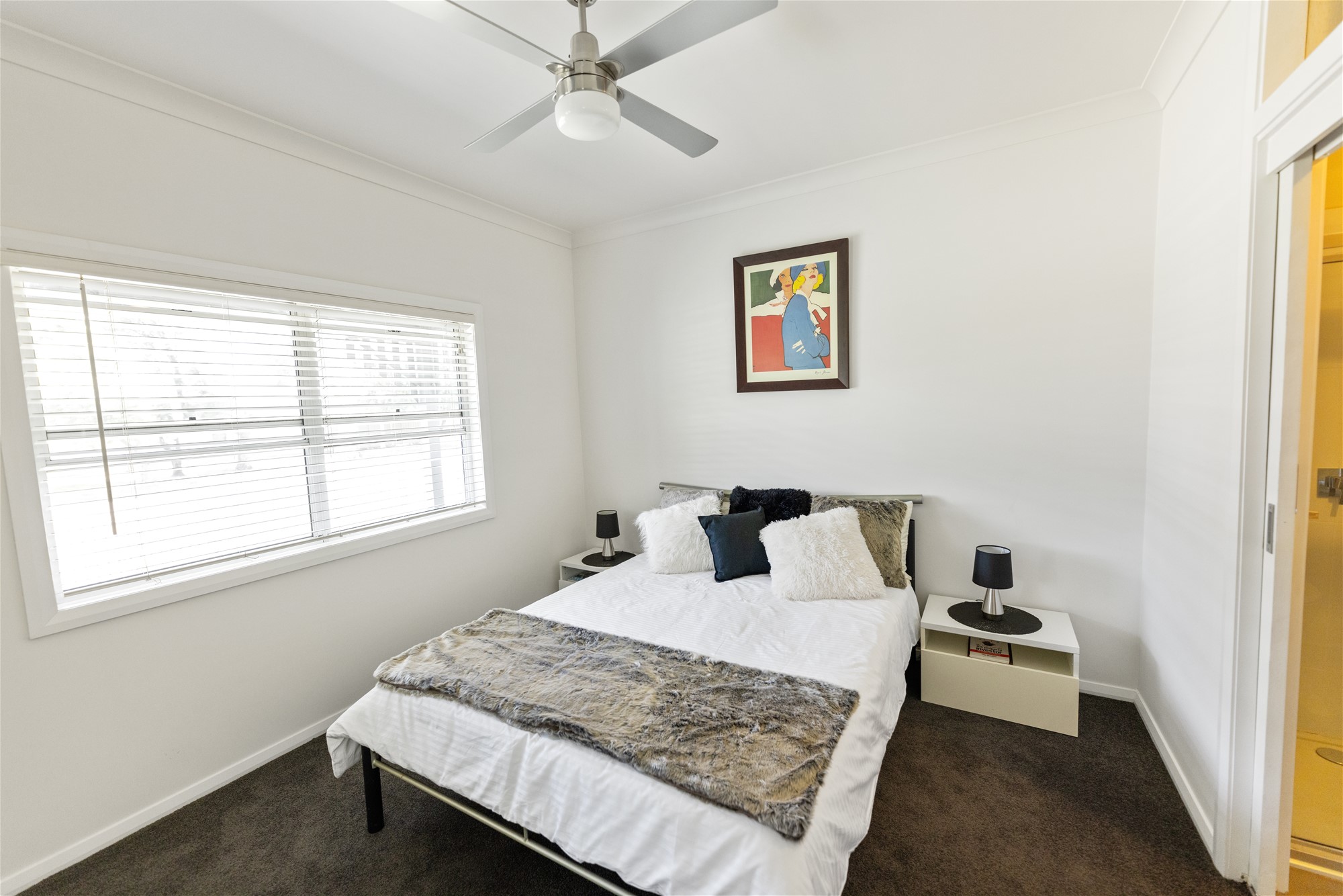 UNDER CONTRACT Spacious, Convenient, Quiet, 5