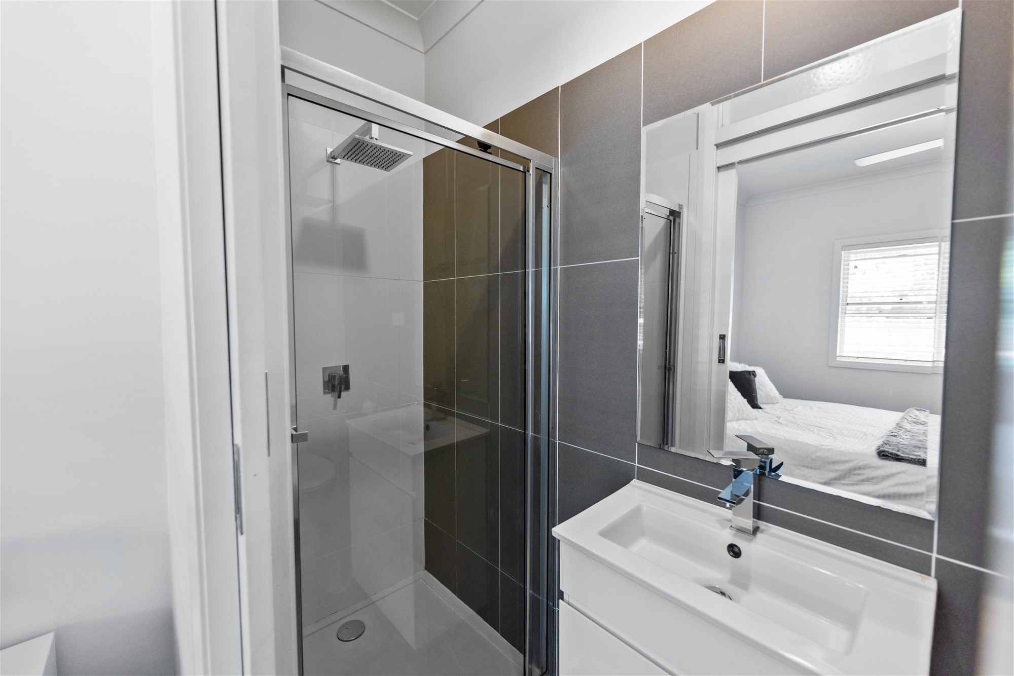 UNDER CONTRACT Spacious, Convenient, Quiet, 8