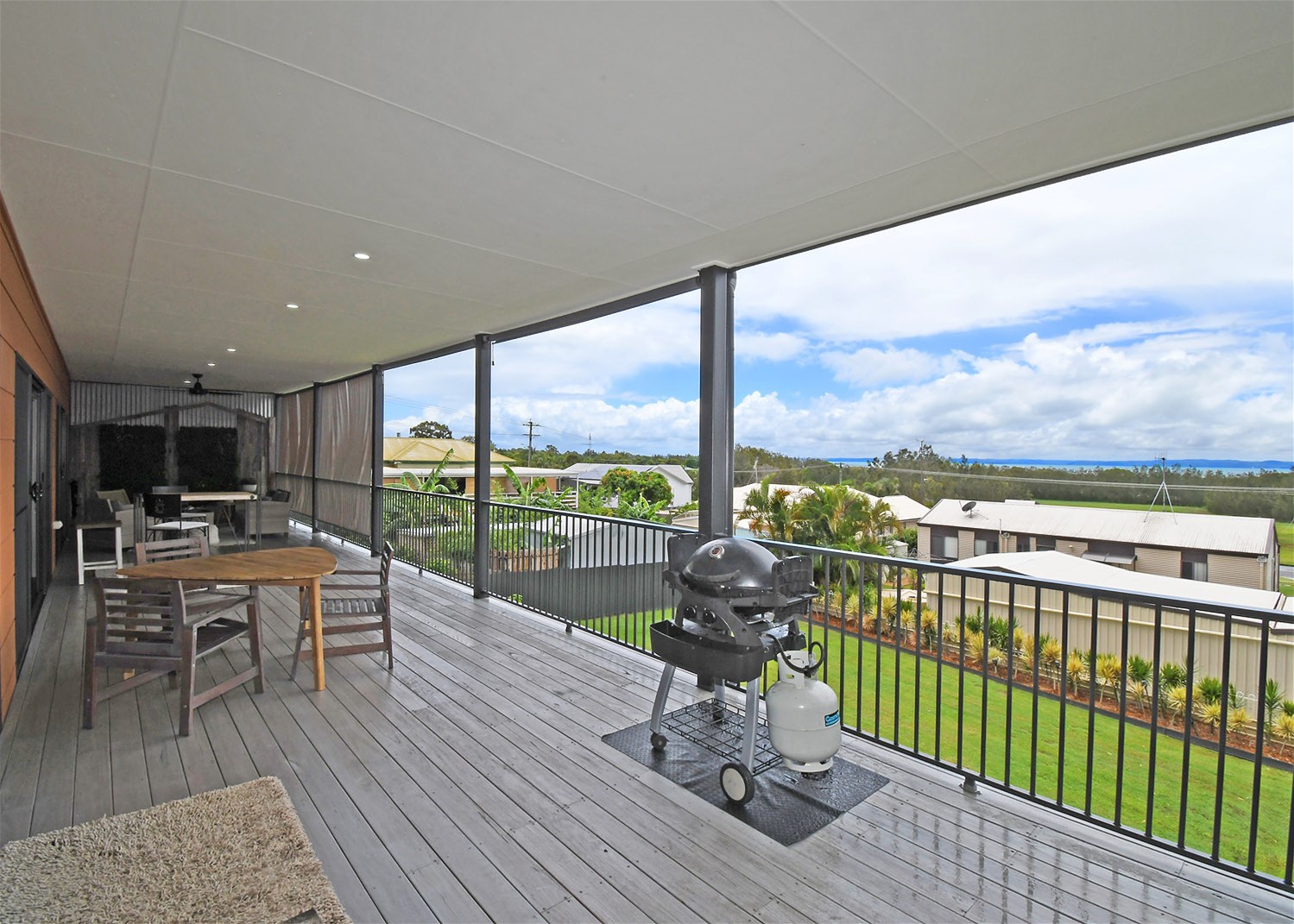 Stunning 3 bedroom home with 18