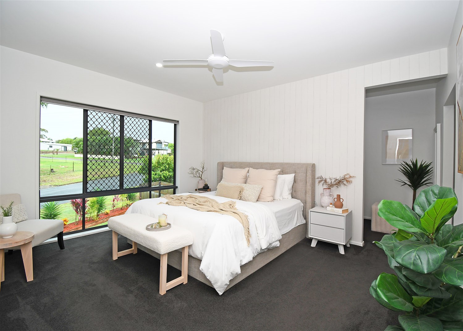 Stunning 3 bedroom home with 10