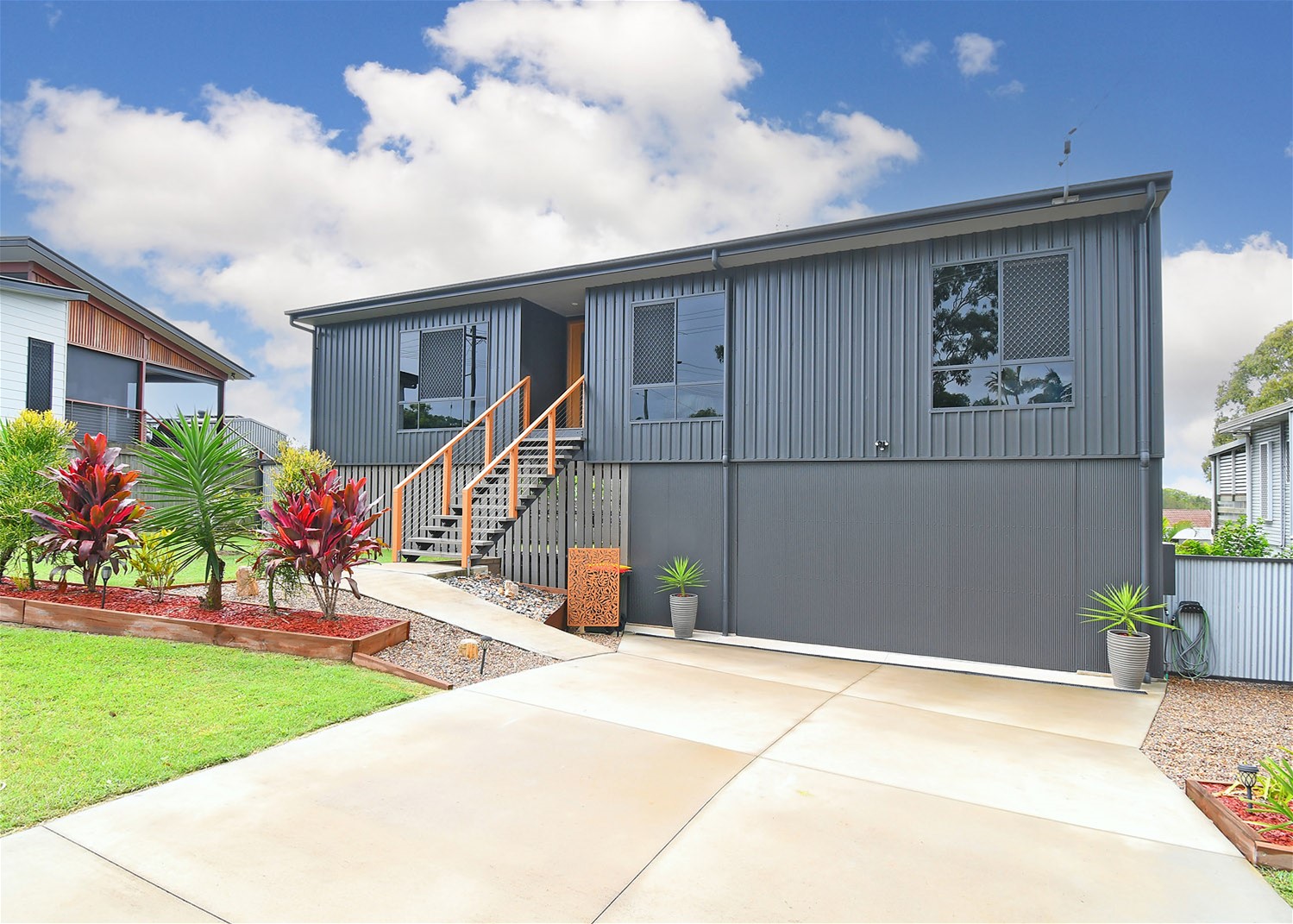 Stunning 3 bedroom home with 23