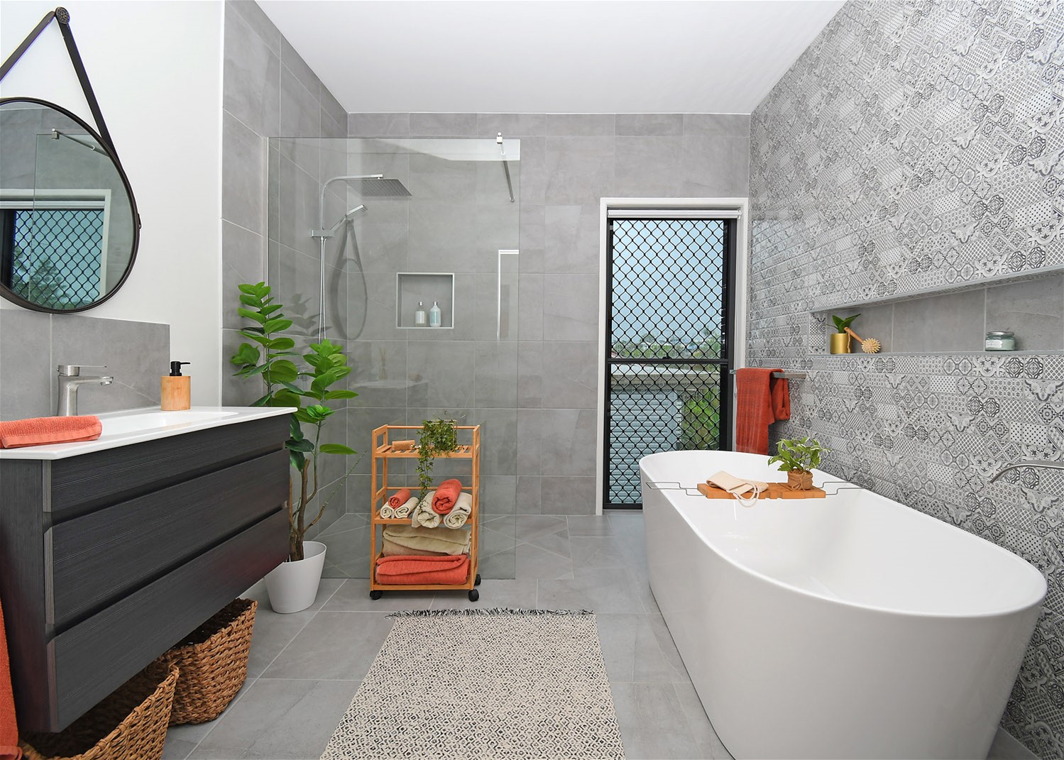 Stunning 3 bedroom home with 15