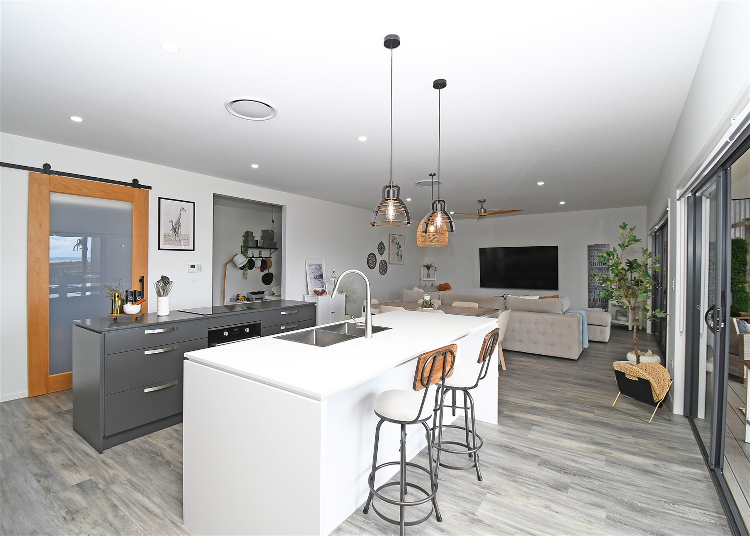 Stunning 3 bedroom home with 2