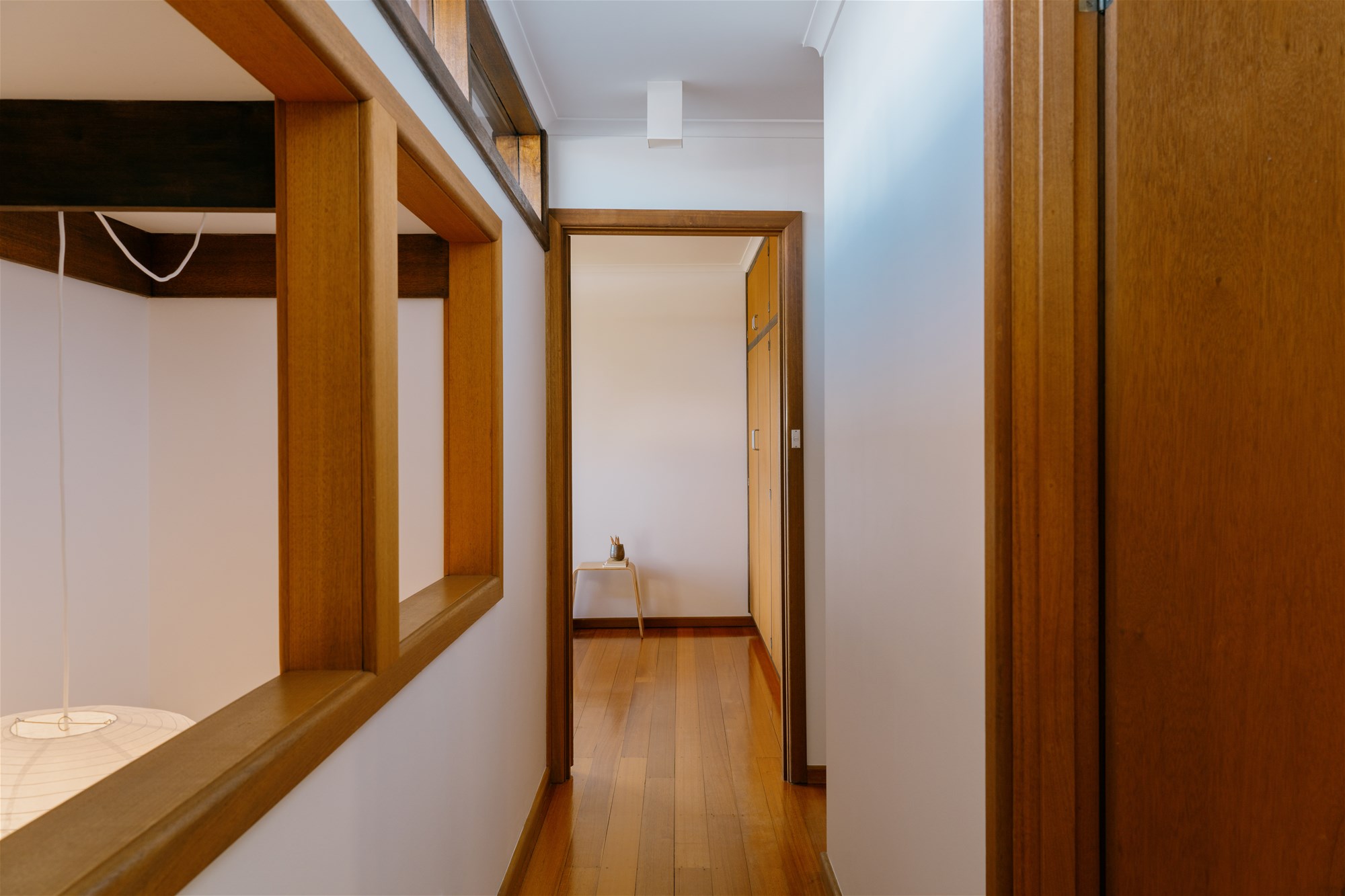 SUBURBAN ZEN – DISTINCTIVE ARCHITECTURE 11