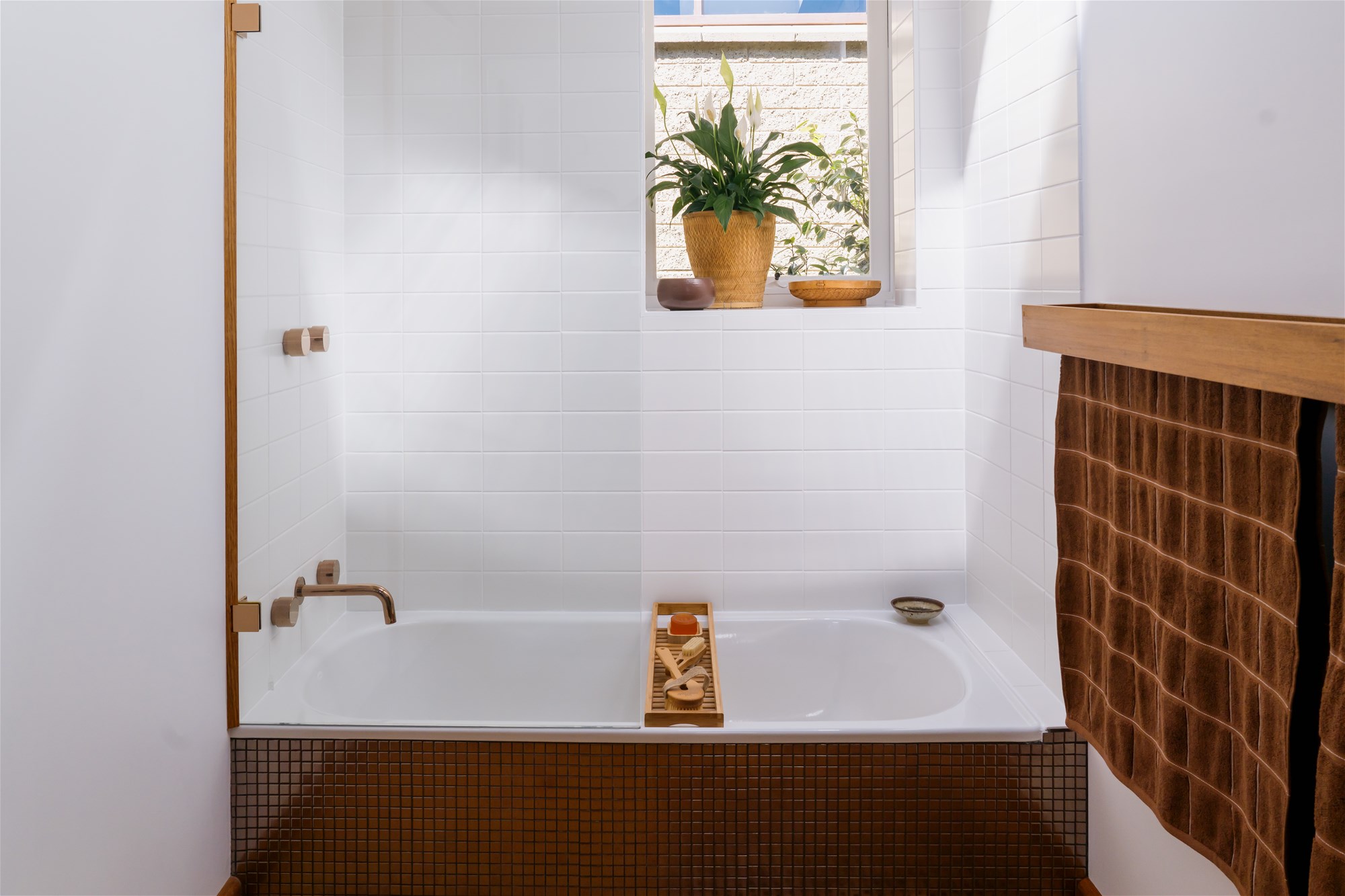 SUBURBAN ZEN – DISTINCTIVE ARCHITECTURE 20