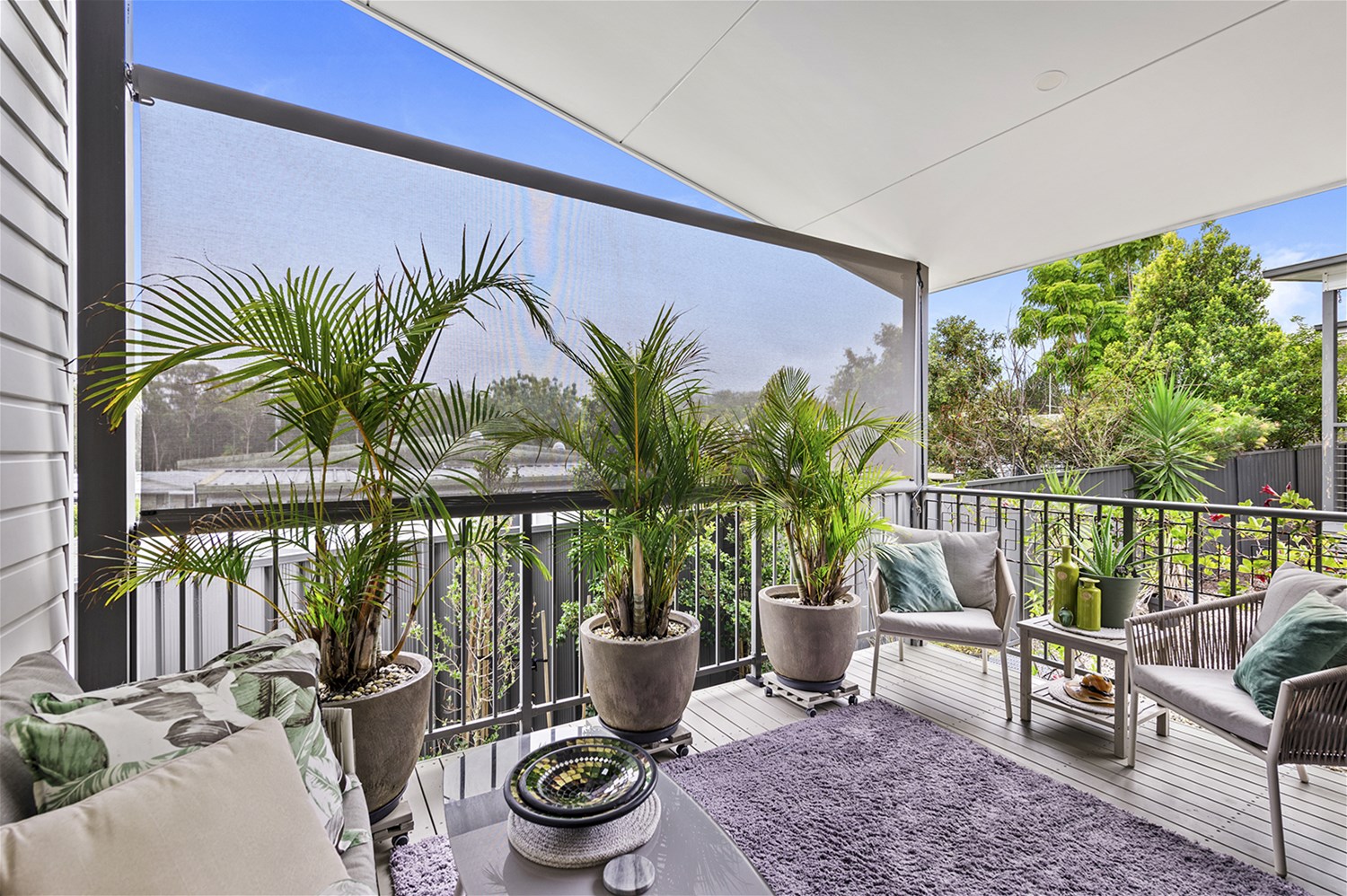 UNDER CONTRACT – DEPOSIT TAKEN 9