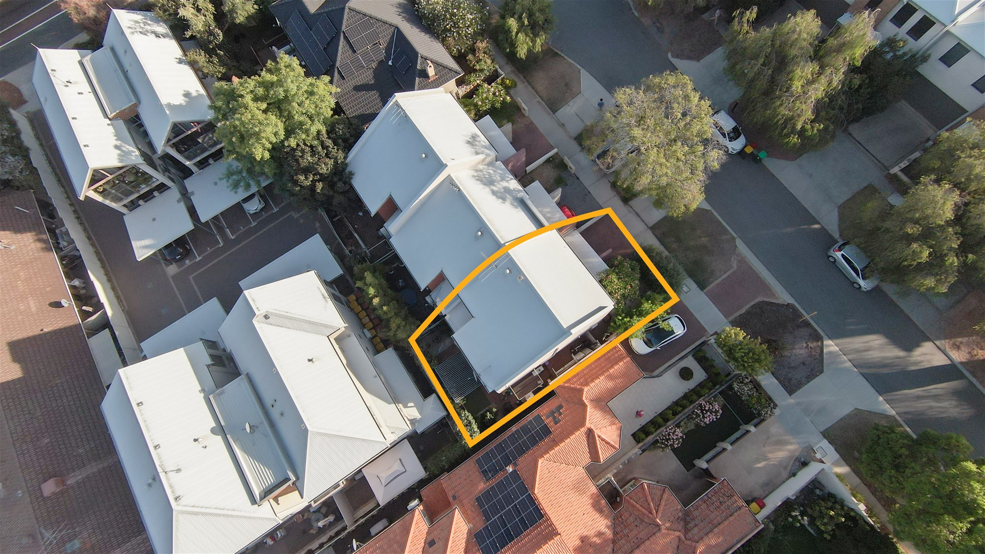 Under offer – DREAMY INNER-CITY 20