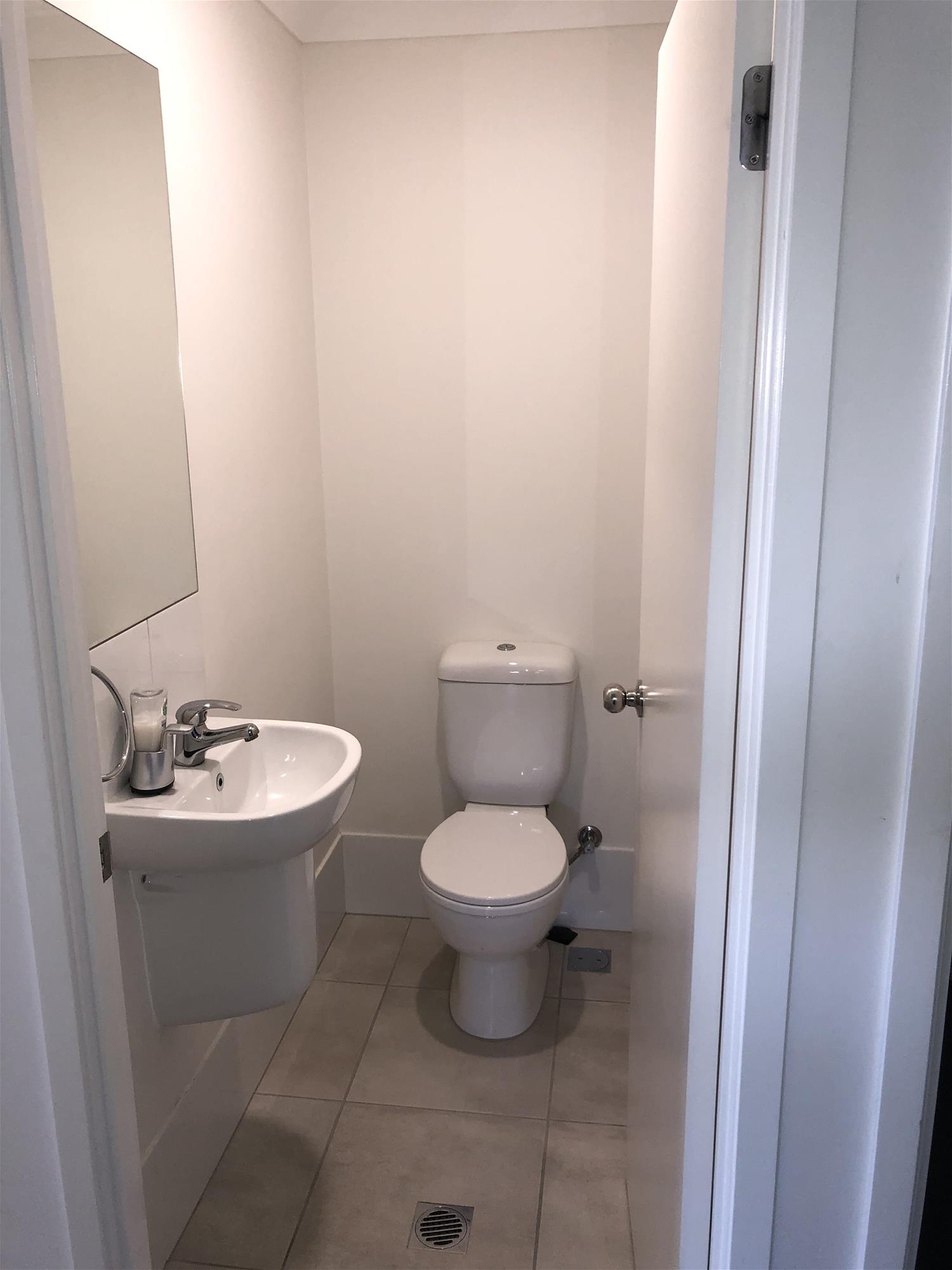 Boutique 2 storey Townhouse 16