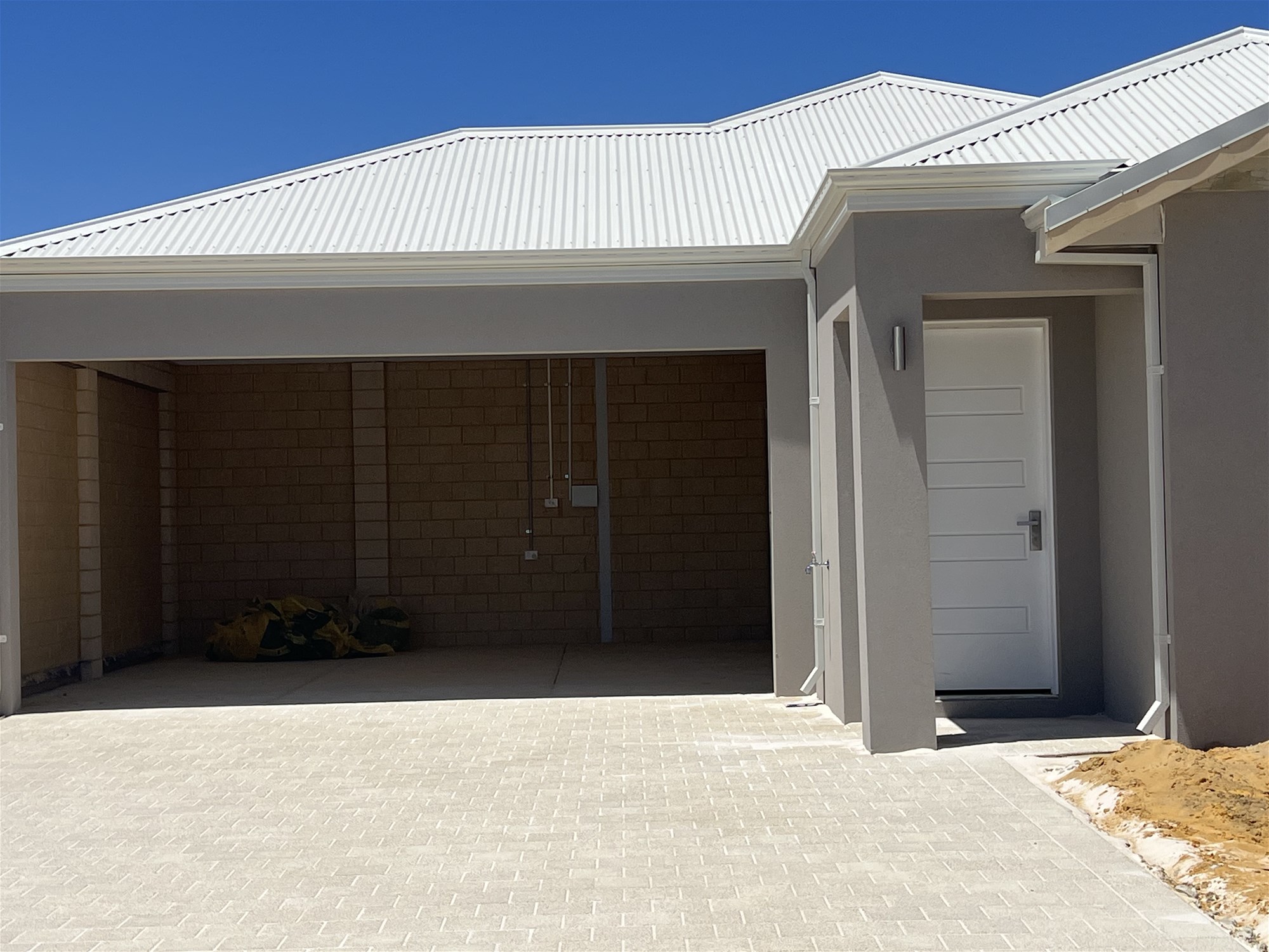 ALL HOMES ARE NOW UNDER 3
