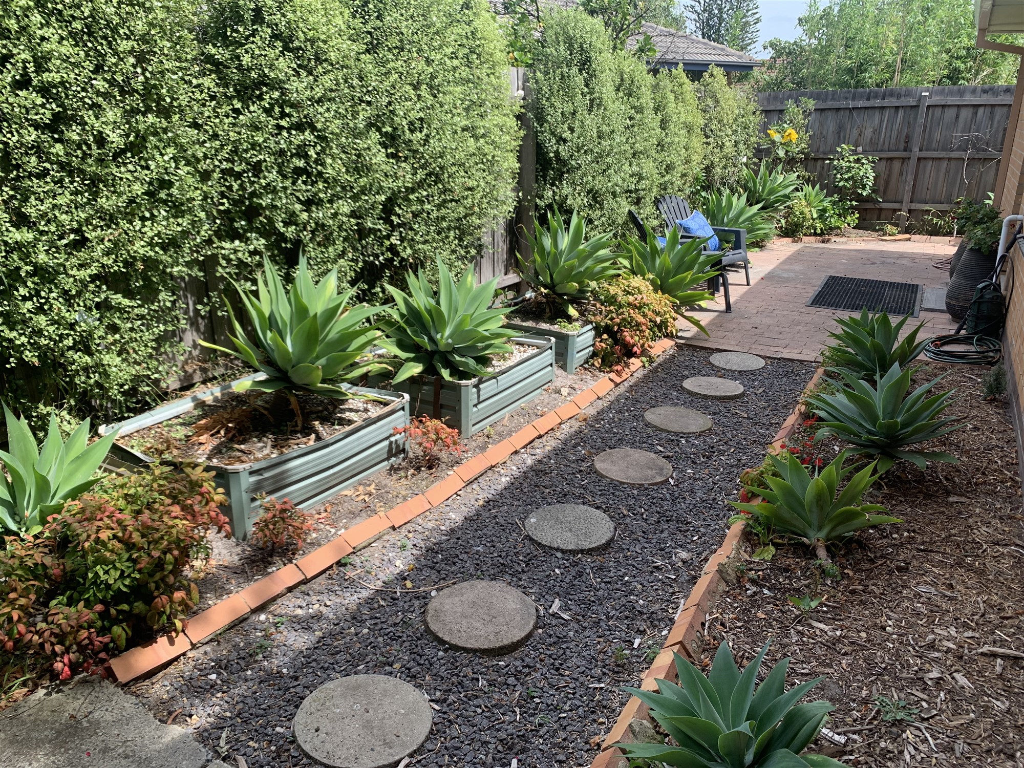 Private Garden Hideaway 10